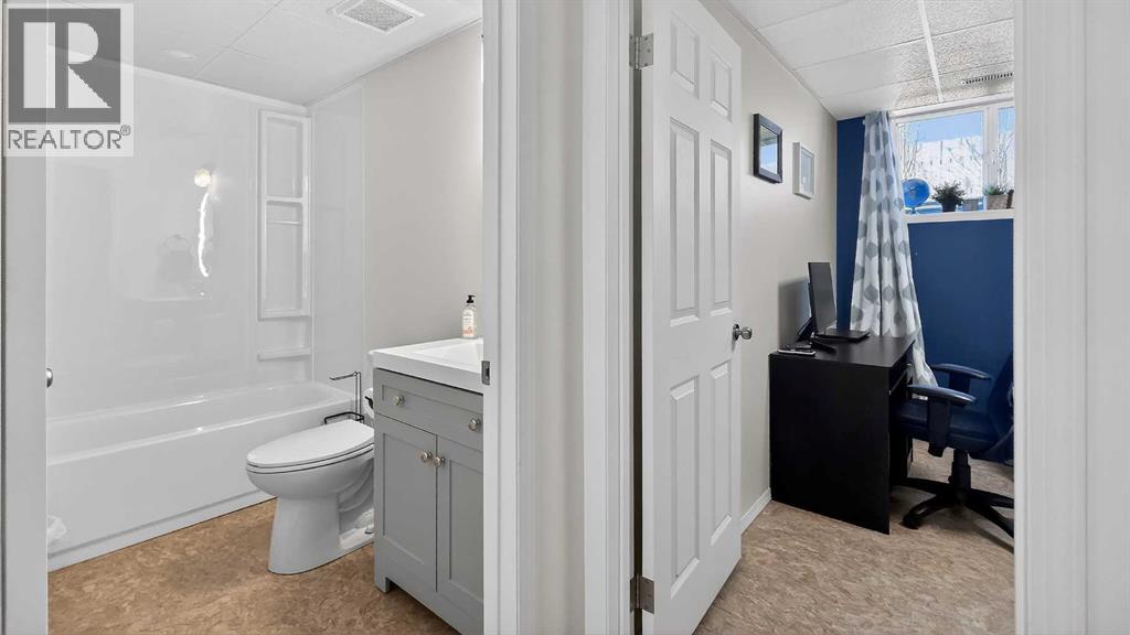 159 Clark Avenue, Diamond City, Alberta  T0K 0T0 - Photo 36 - A2292001