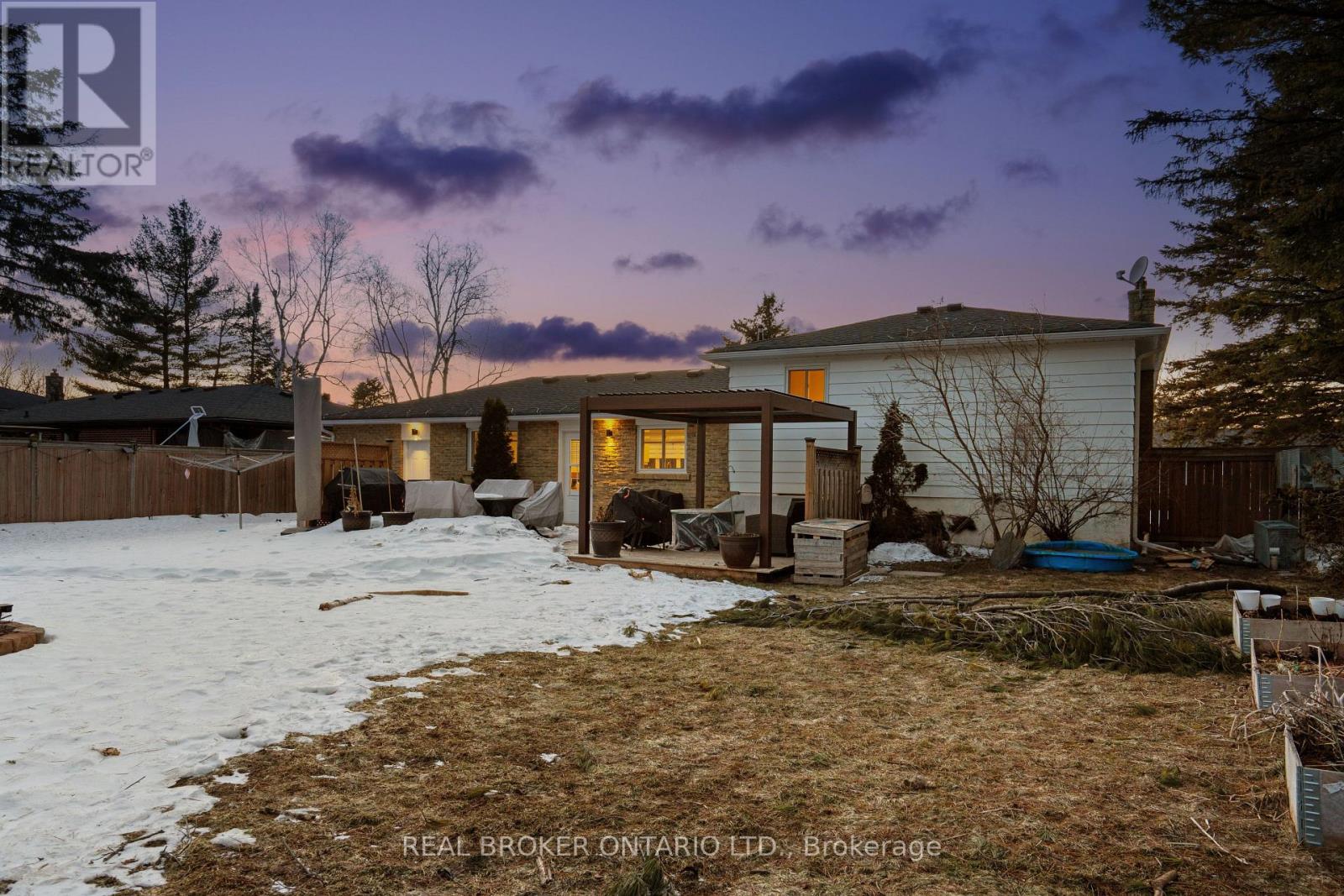 35 Douglas Crescent, Erin, Ontario  N0B 1Z0 - Photo 44 - X12888574