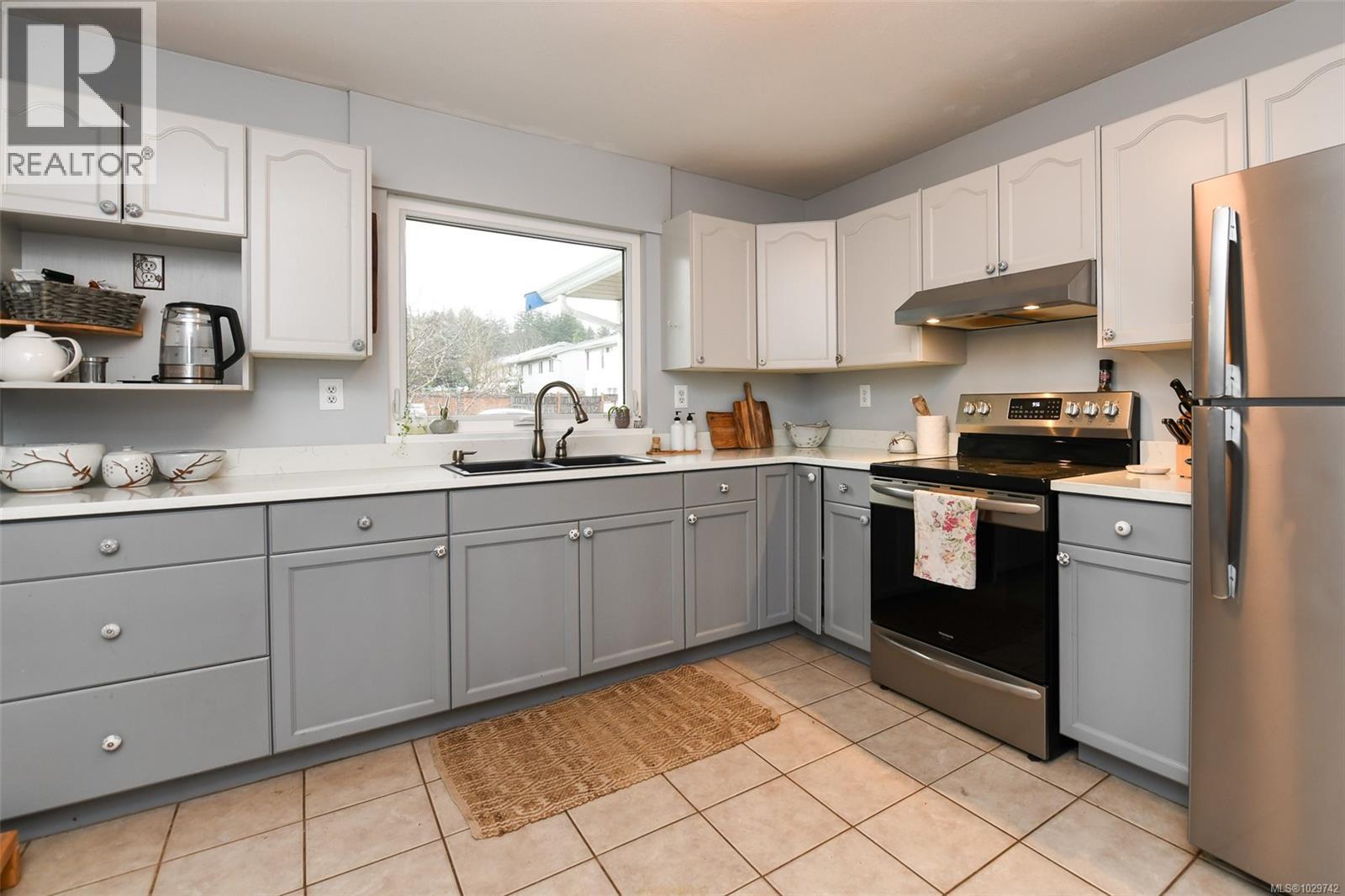 B 1256 Joshua Pl, Courtenay, British Columbia  V9N 8Y6 - Photo 20 - 1029742