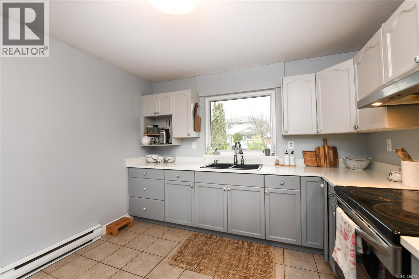 B 1256 Joshua Pl, Courtenay, British Columbia  V9N 8Y6 - Photo 16 - 1029742