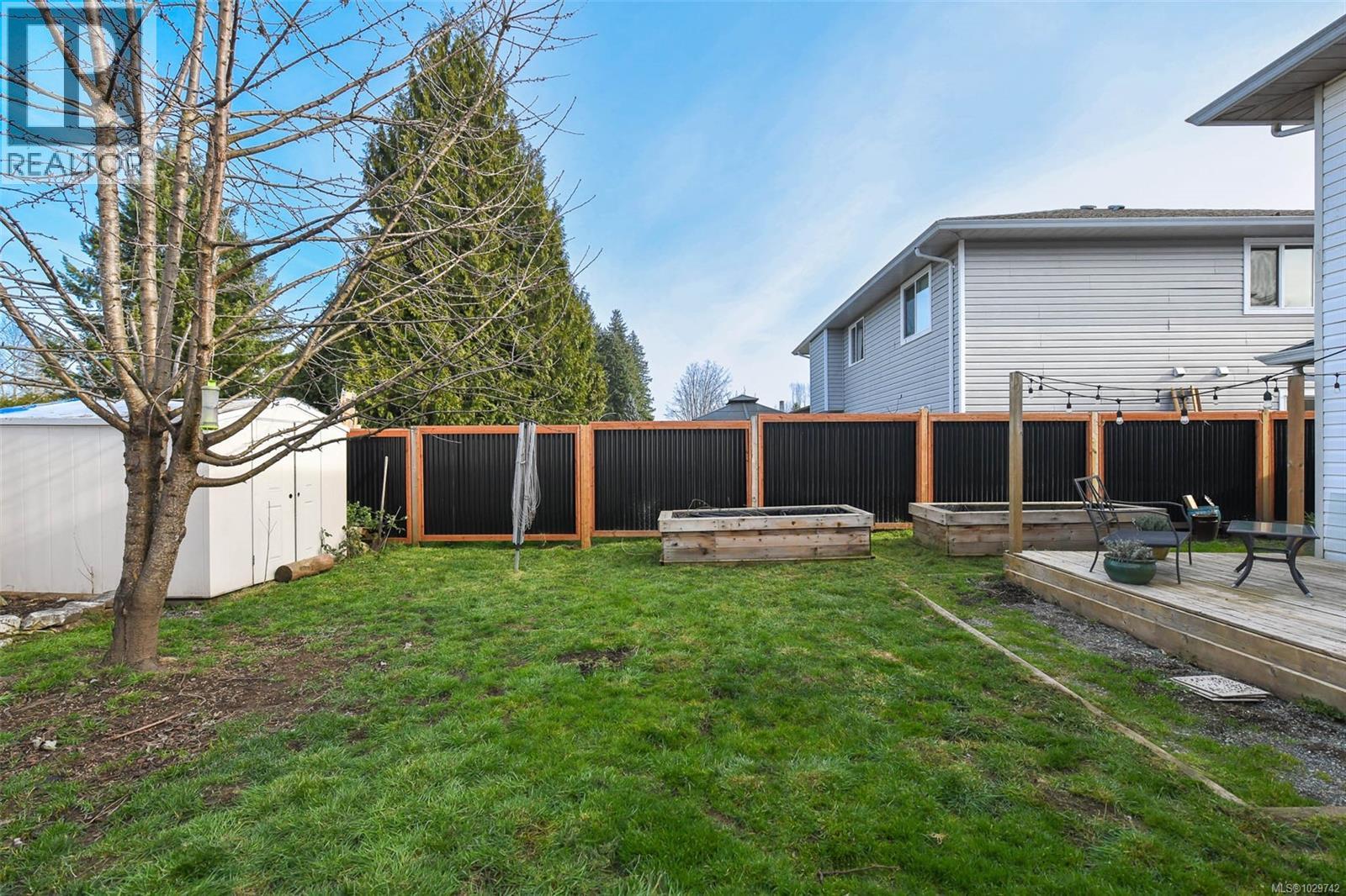 B 1256 Joshua Pl, Courtenay, British Columbia  V9N 8Y6 - Photo 4 - 1029742