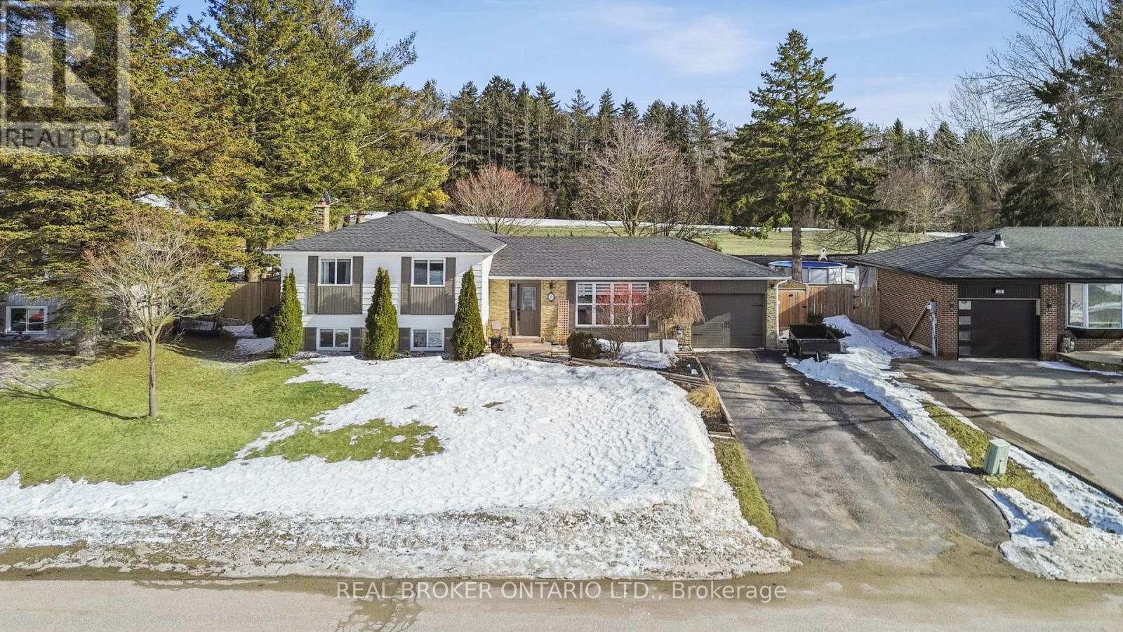 35 Douglas Crescent, Erin, Ontario  N0B 1Z0 - Photo 45 - X12888574