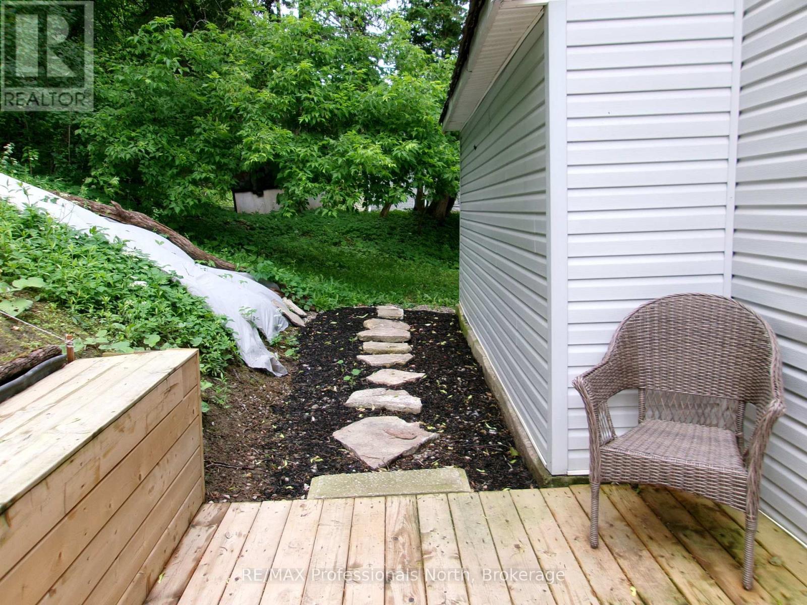 72 Bobcaygeon Road, Minden Hills (Lutterworth), Ontario  K0M 2K0 - Photo 14 - X12915374