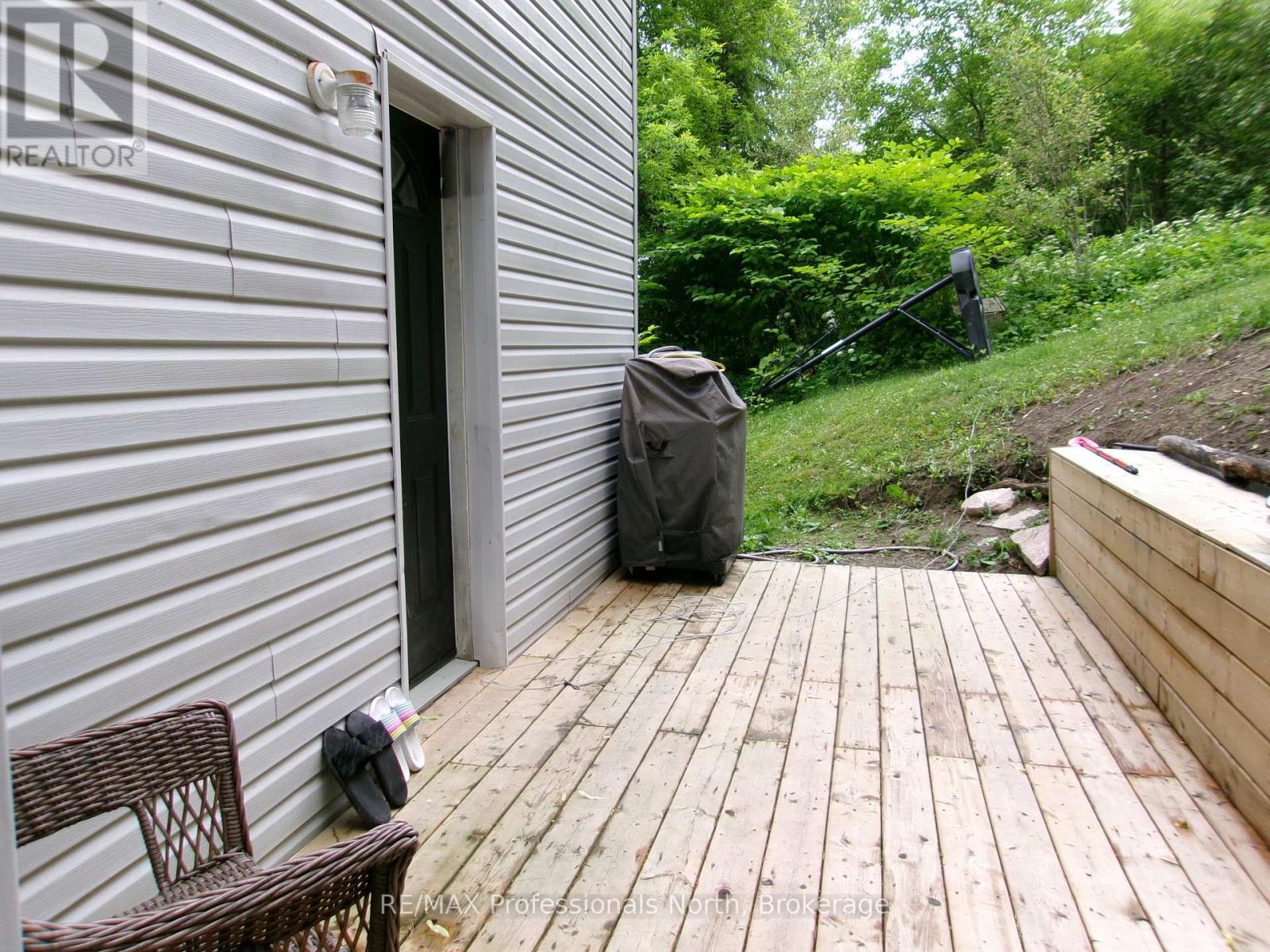 72 Bobcaygeon Road, Minden Hills (Lutterworth), Ontario  K0M 2K0 - Photo 15 - X12915374