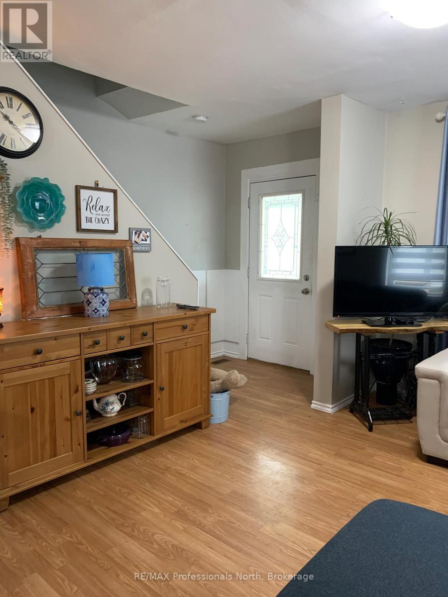 72 Bobcaygeon Road, Minden Hills (Lutterworth), Ontario  K0M 2K0 - Photo 9 - X12915374