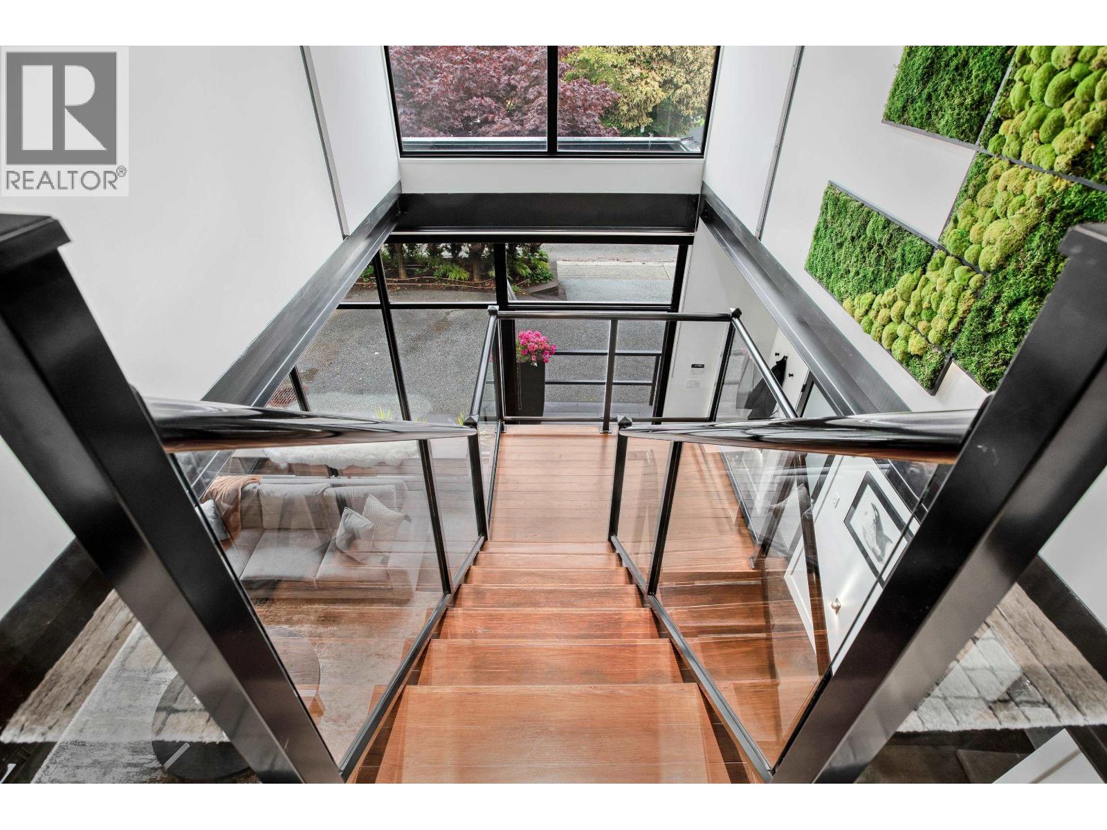 1777 Deep Cove Road, North Vancouver, British Columbia  V7G 1S4 - Photo 11 - R3102878