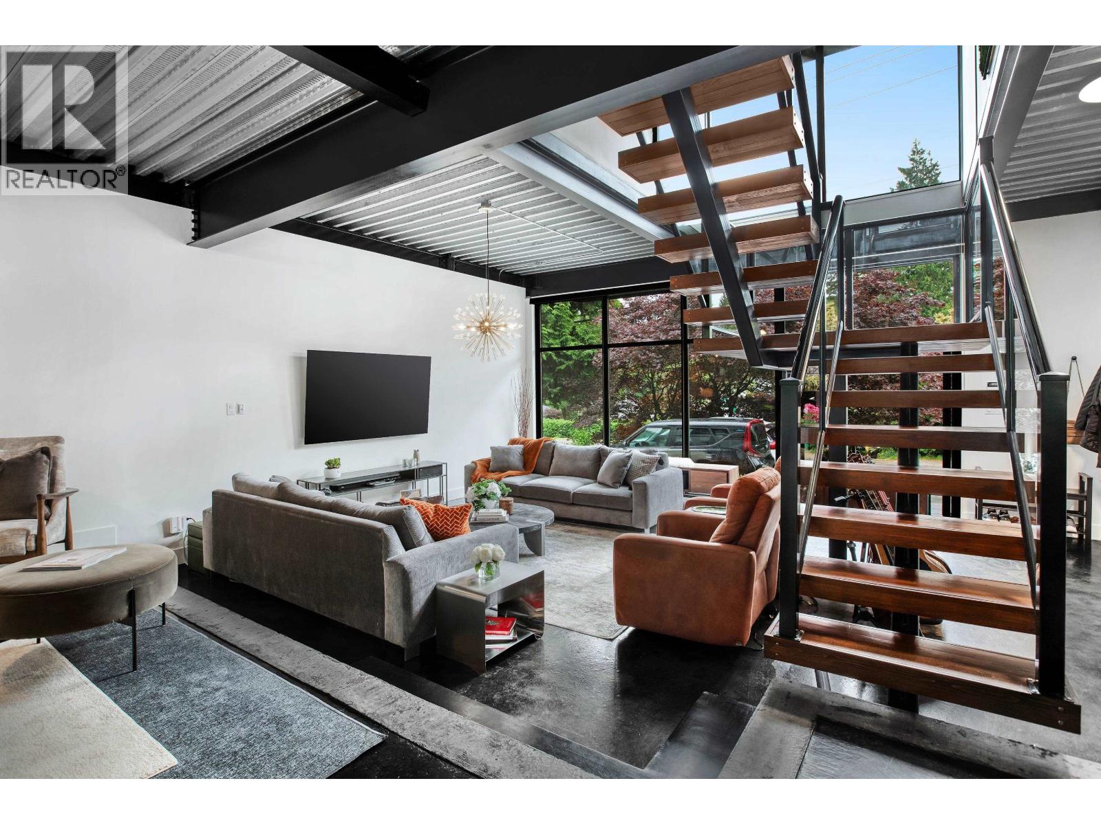 1777 Deep Cove Road, North Vancouver, British Columbia  V7G 1S4 - Photo 9 - R3102878