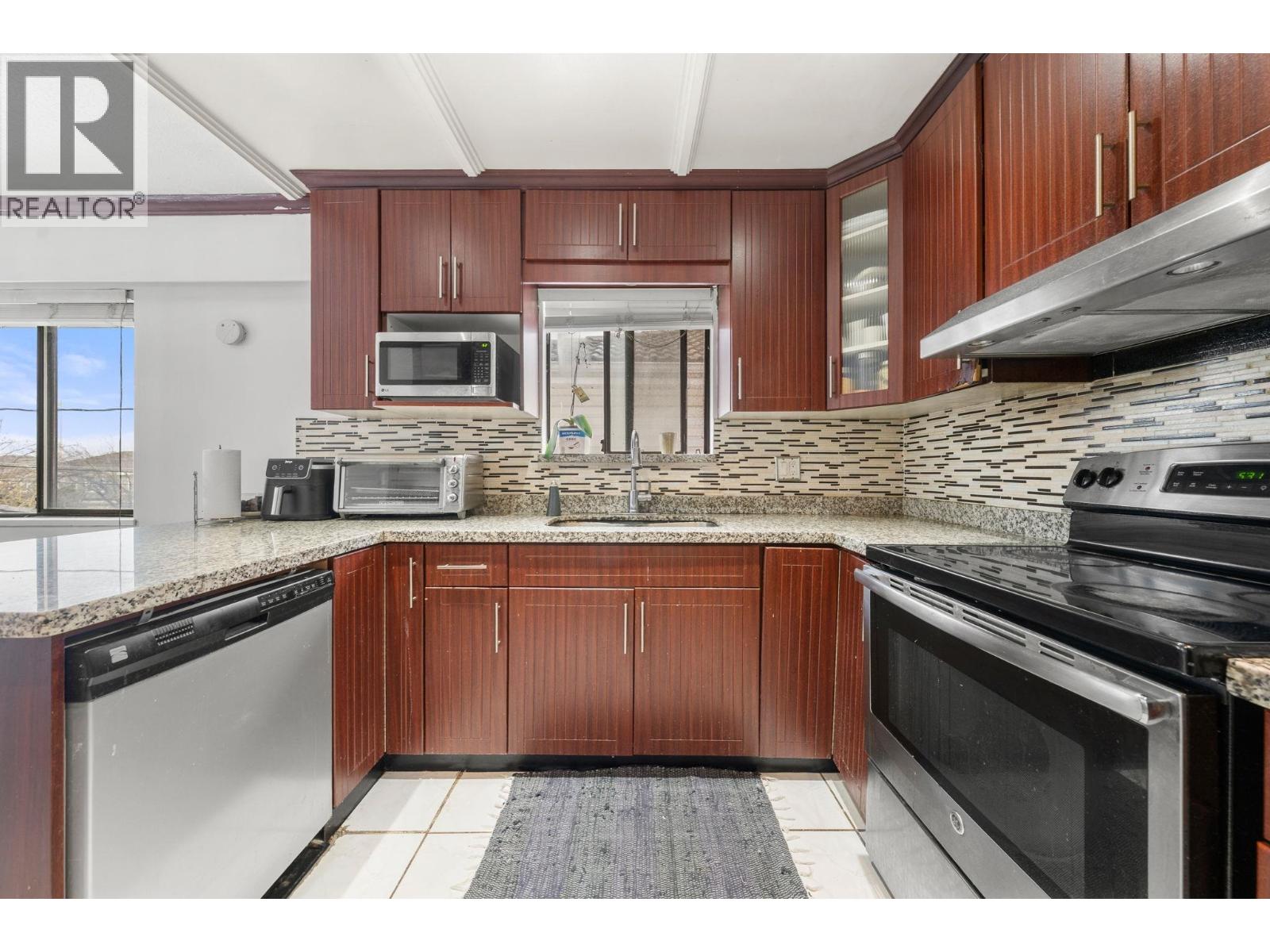 7882 Windsor Street, Vancouver, British Columbia  V5X 4A8 - Photo 10 - R3102619