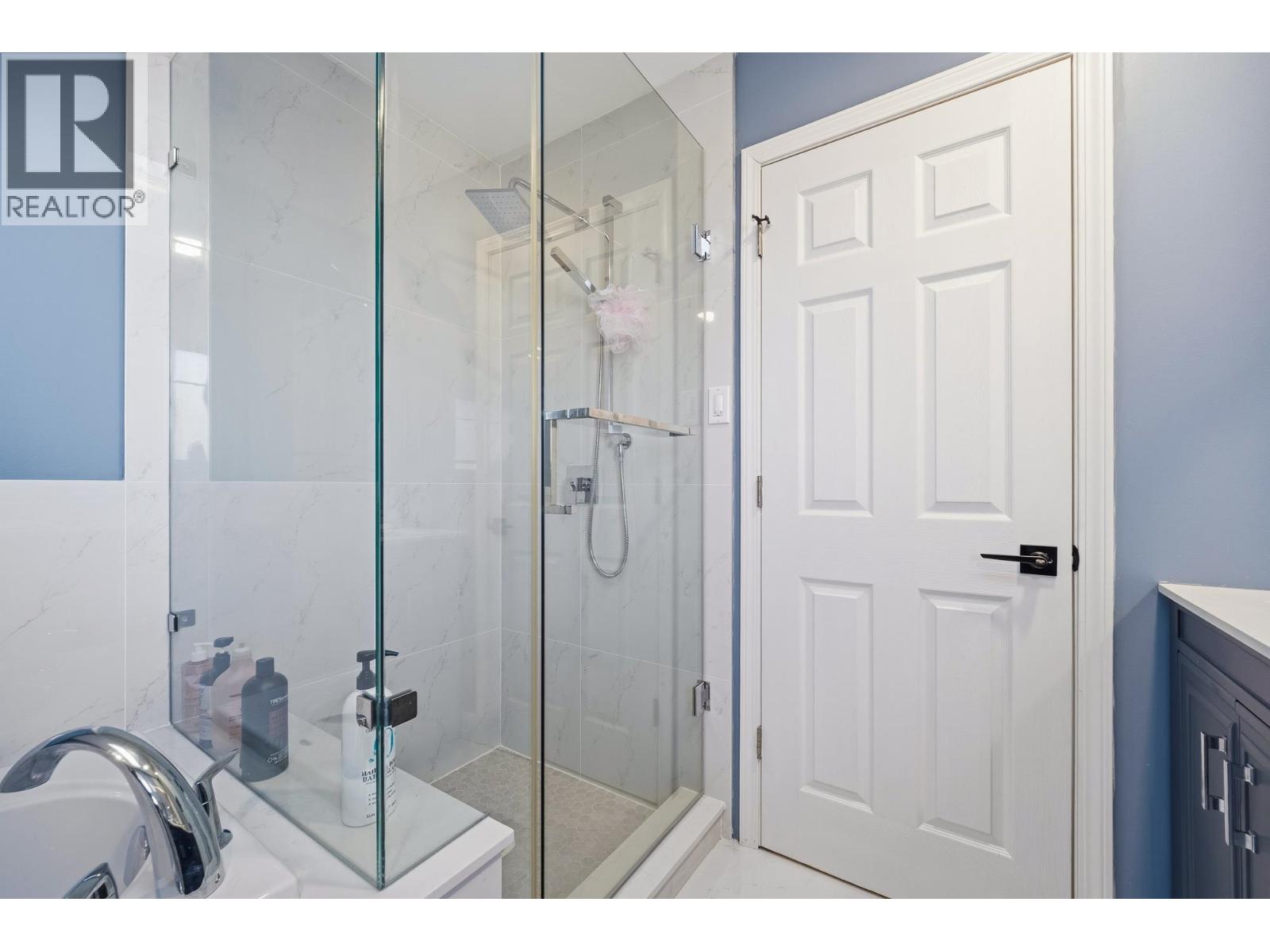 12268 Imperial Drive, Richmond, British Columbia  V7E 6J6 - Photo 3 - R3102760