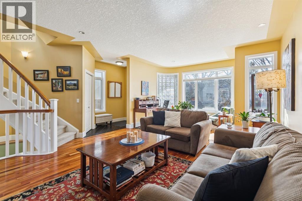 2630 4 Avenue Nw, Calgary, Alberta  T2N 0P6 - Photo 5 - A2295794