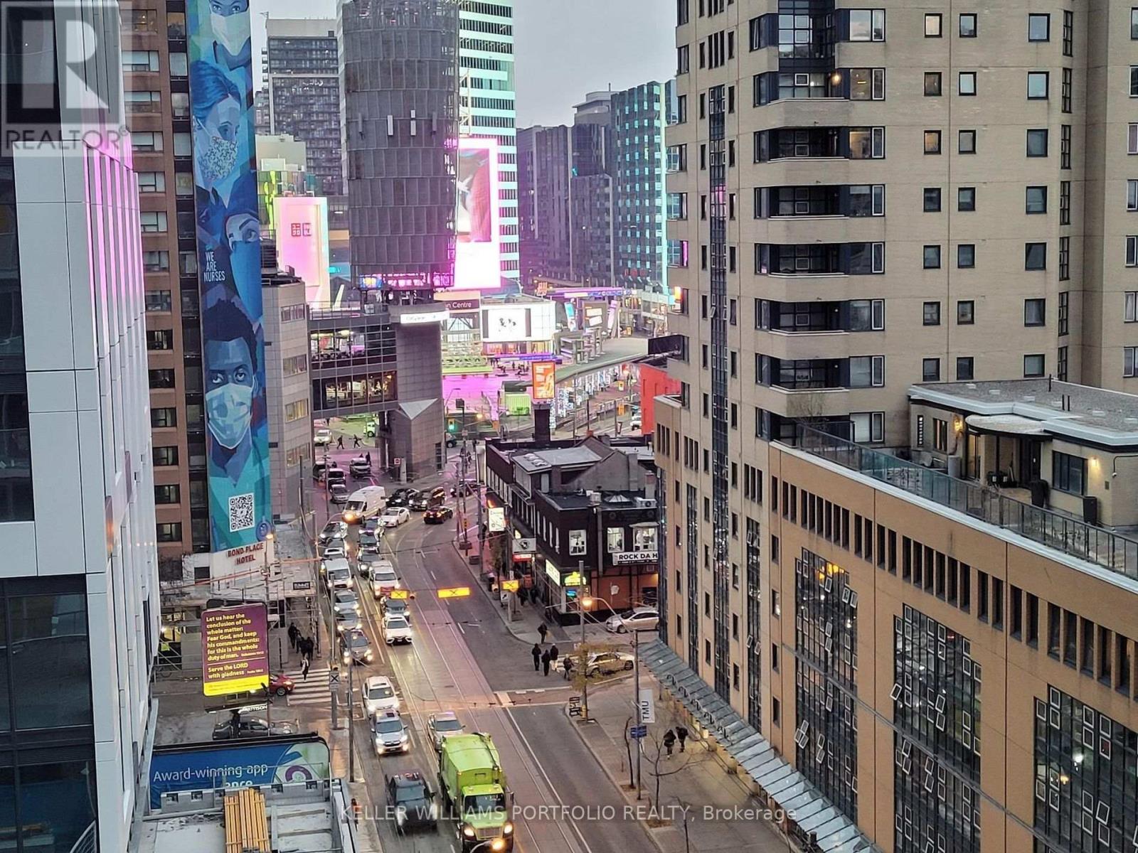 1001 - 100 Dalhousie Street Nw, Toronto, Ontario  M5B 0C7 - Photo 3 - C12915444