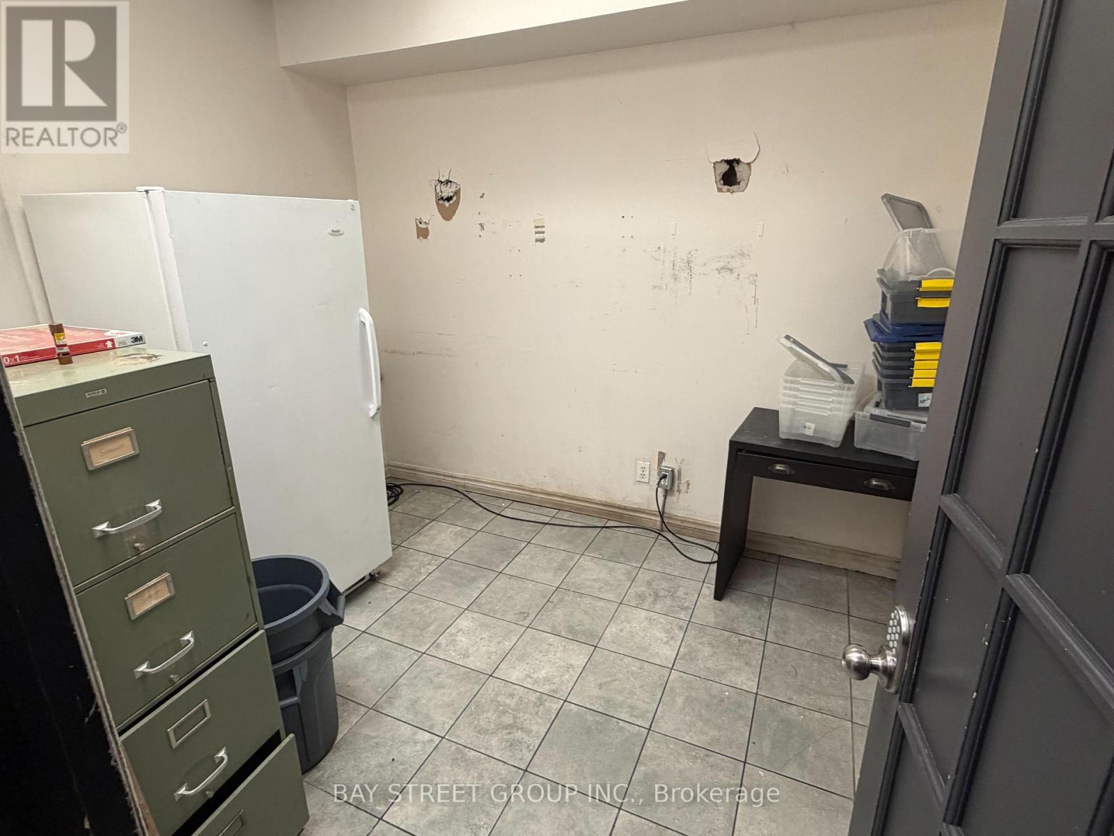 102 - 1763 Avenue Road, Toronto, Ontario  M5M 3Y8 - Photo 10 - C12915458