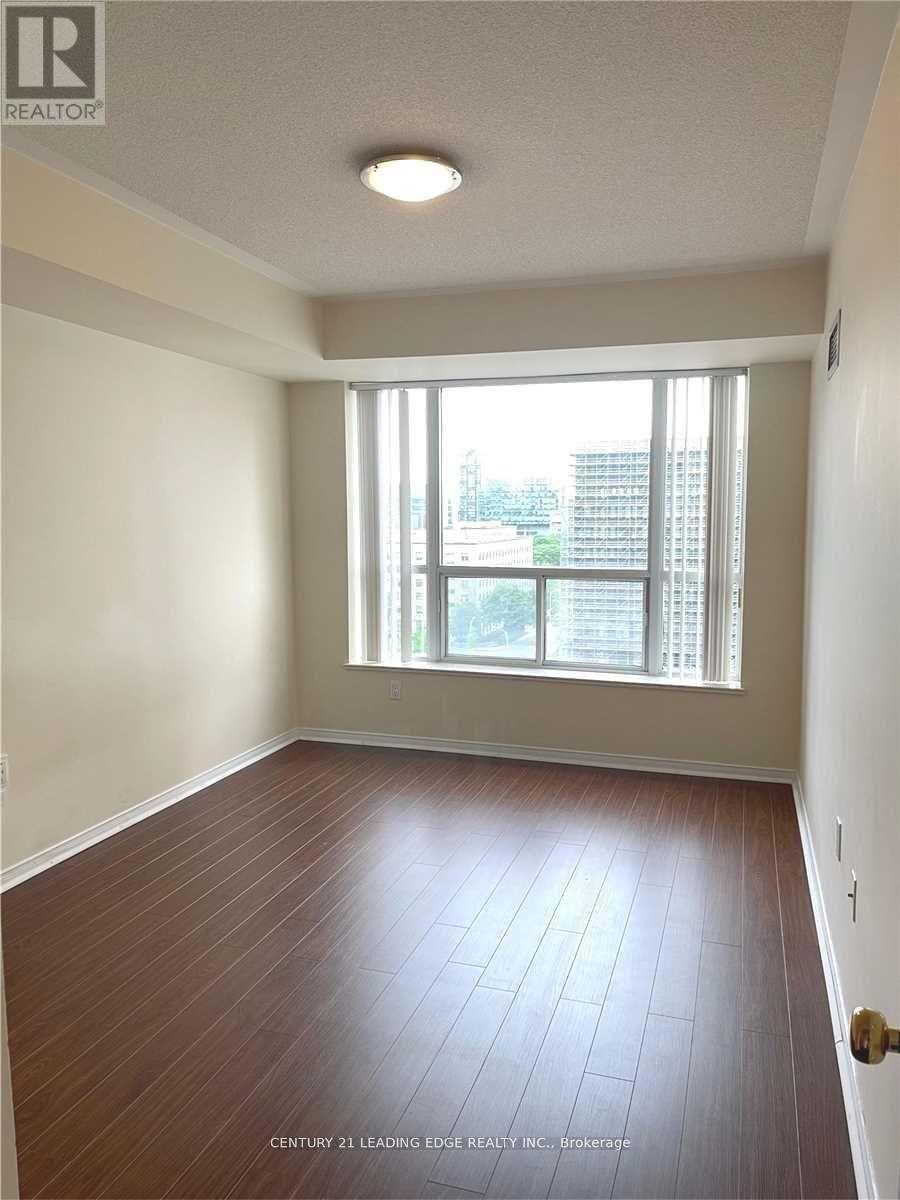 1411 - 889 Bay Street, Toronto, Ontario  M5S 3K5 - Photo 15 - C12915466