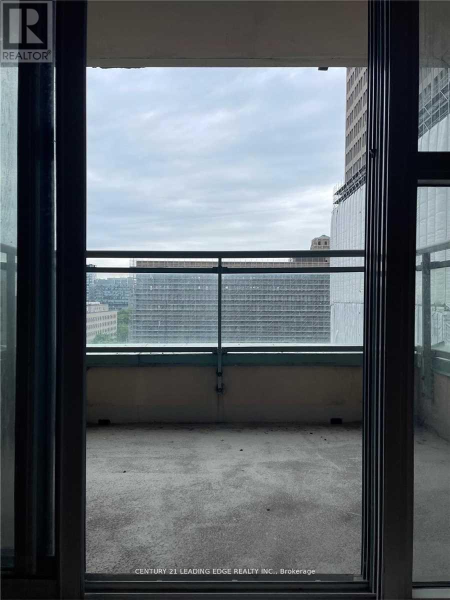 1411 - 889 Bay Street, Toronto, Ontario  M5S 3K5 - Photo 24 - C12915466