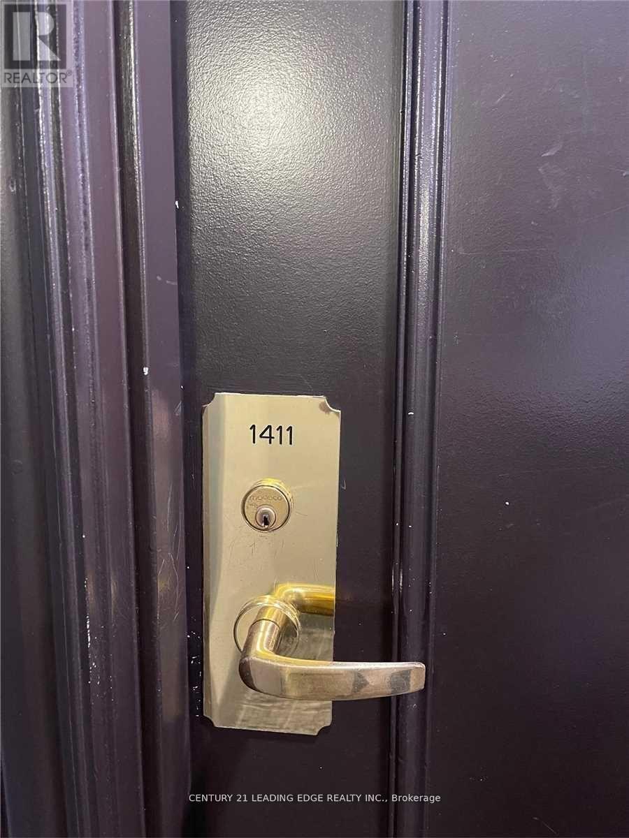 1411 - 889 Bay Street, Toronto, Ontario  M5S 3K5 - Photo 6 - C12915466