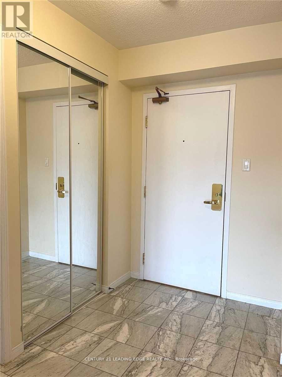 1411 - 889 Bay Street, Toronto, Ontario  M5S 3K5 - Photo 9 - C12915466