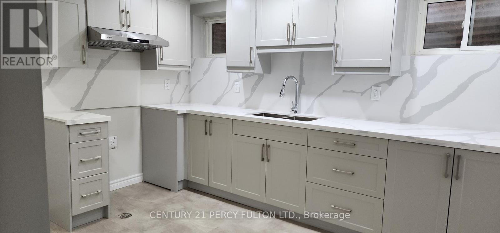 14 Farmington Bsmt Crescent, Toronto (Tam O'shanter-Sullivan), Ontario  M1S 1G1 - Photo 2 - E12915402