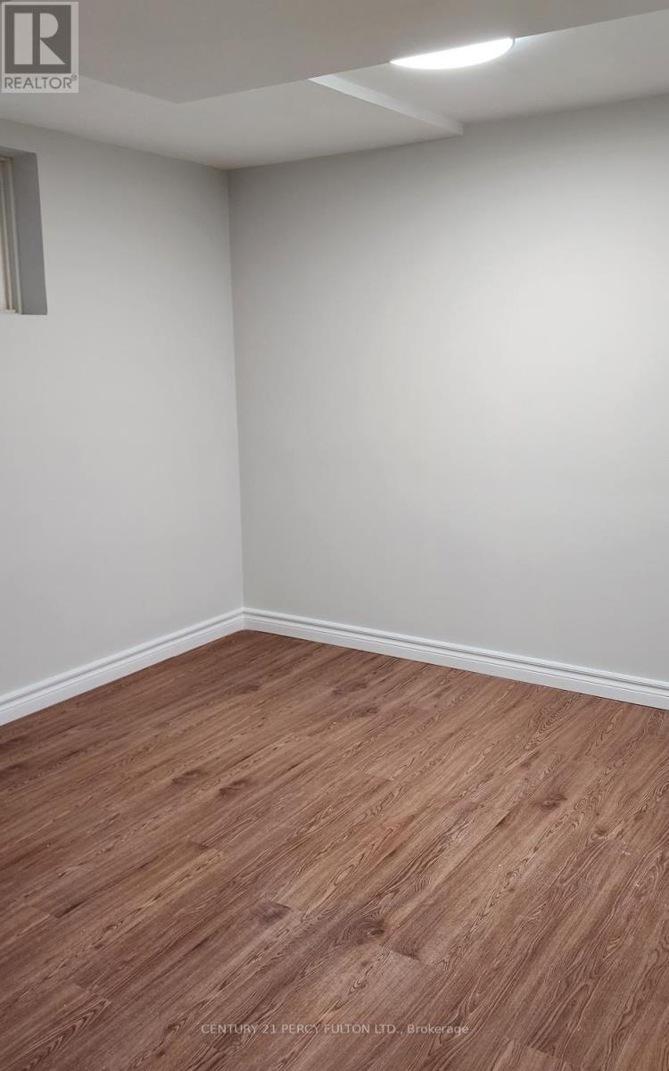 14 Farmington Bsmt Crescent, Toronto (Tam O'shanter-Sullivan), Ontario  M1S 1G1 - Photo 4 - E12915402