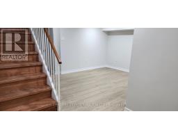 14 FARMINGTON BSMT CRESCENT, Toronto, Ontario