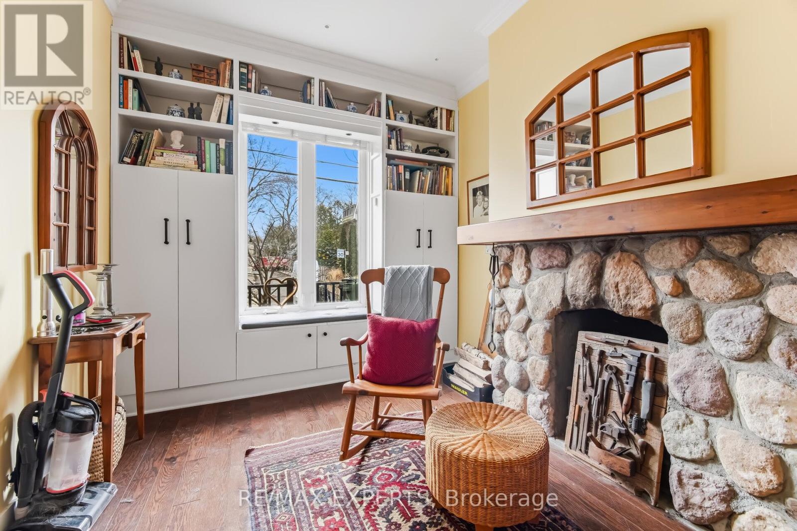 34 Grant Street, Toronto, Ontario  M4M 2H5 - Photo 5 - E12915456