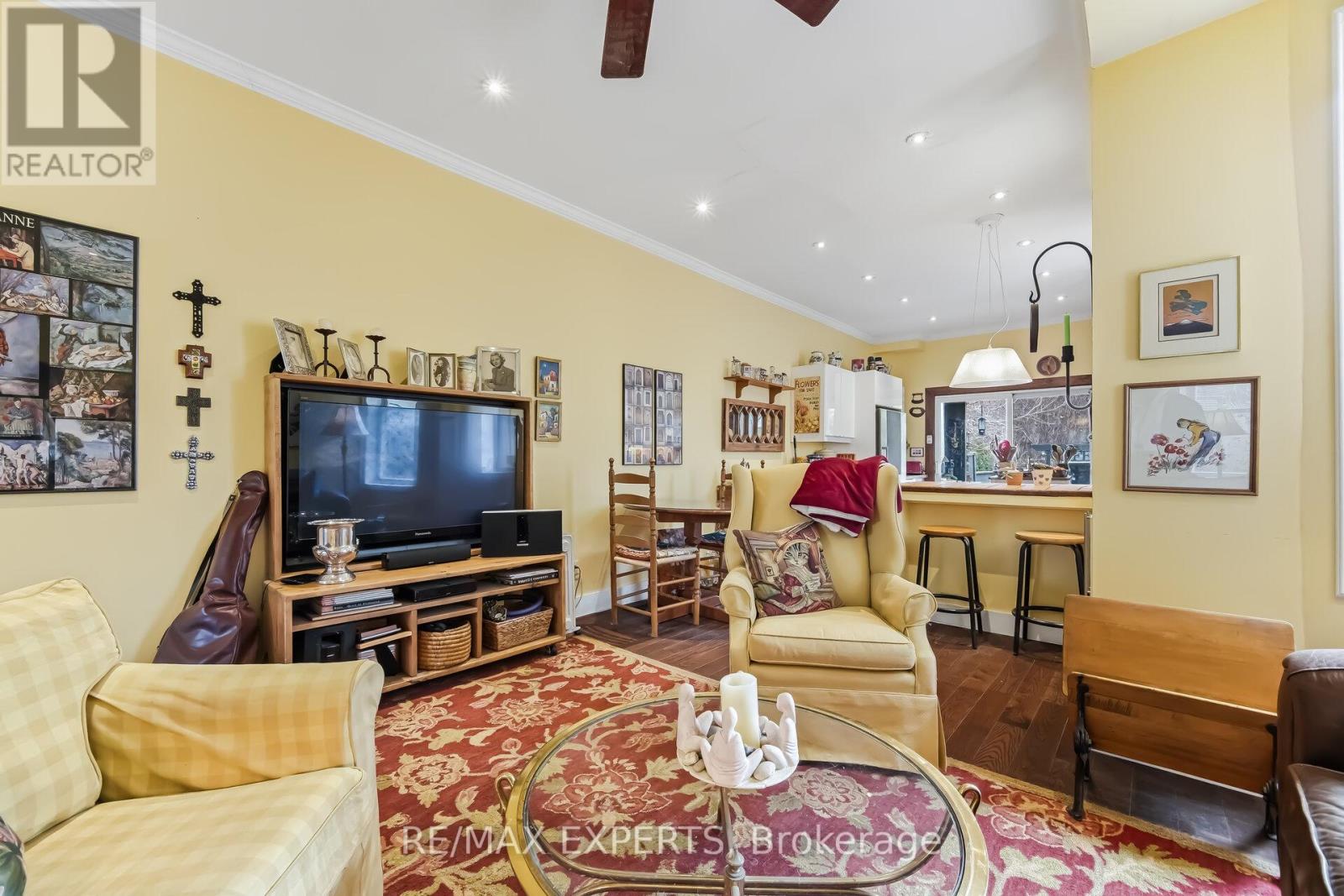 34 Grant Street, Toronto, Ontario  M4M 2H5 - Photo 8 - E12915456