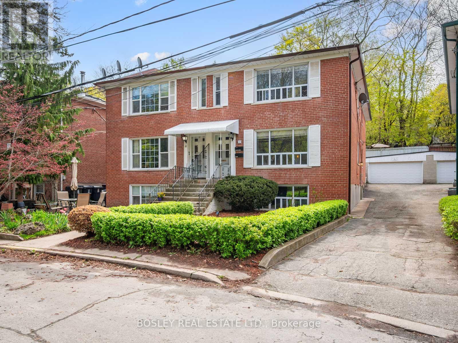 9 LOVE CRESCENT, Toronto, Ontario