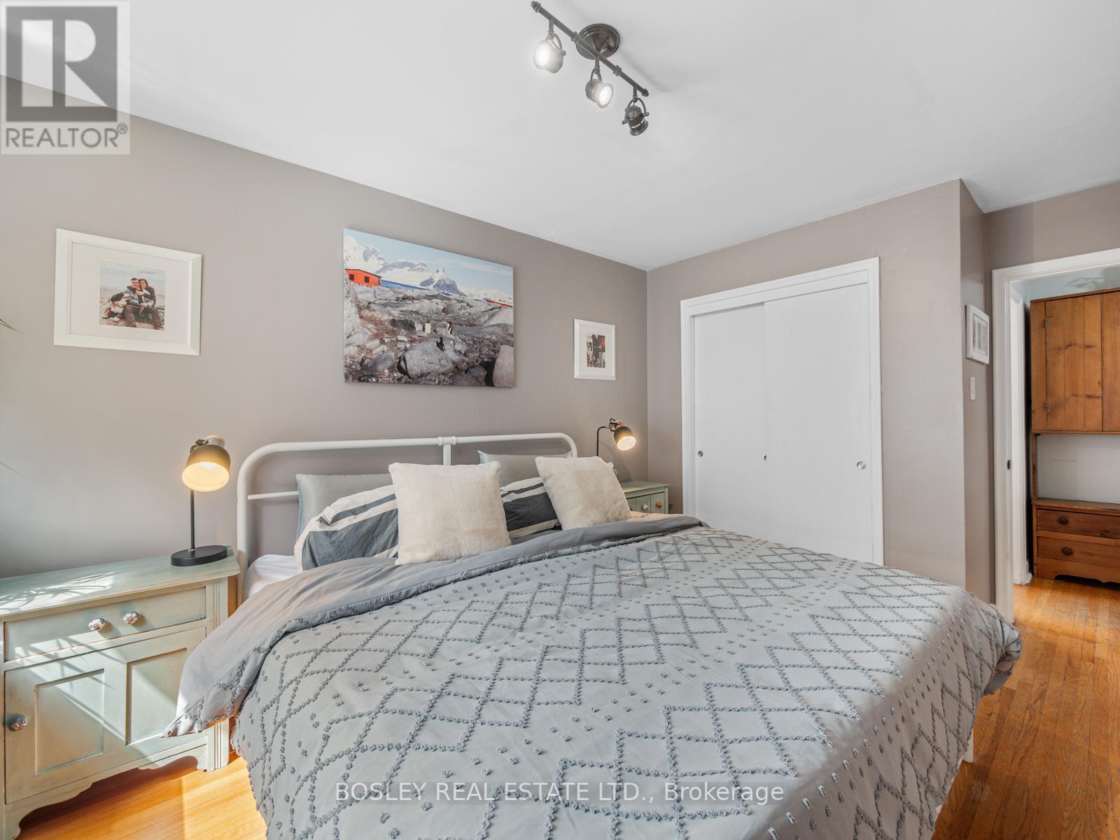 9 Love Crescent, Toronto, Ontario  M4E 1V6 - Photo 17 - E12915464