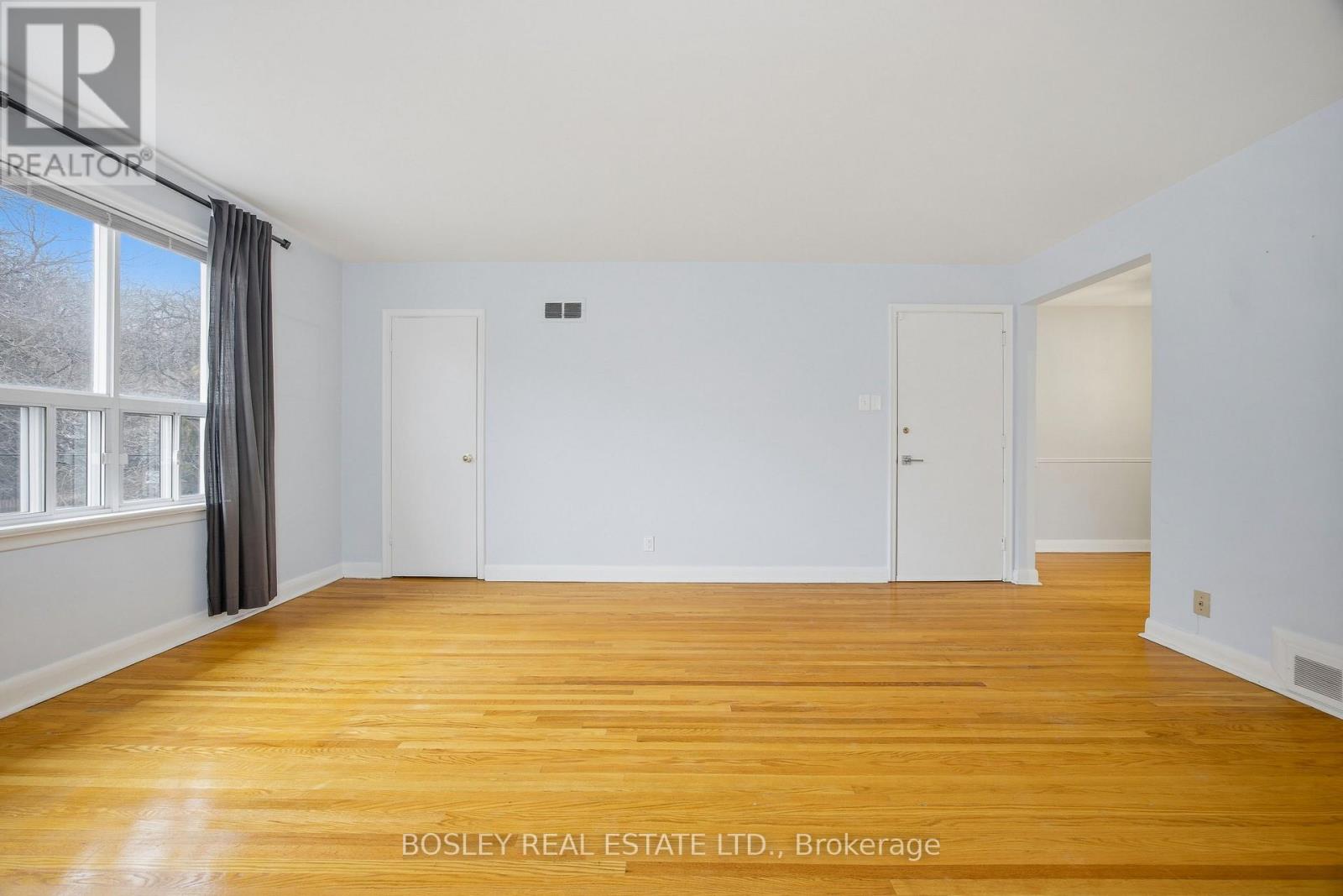 9 Love Crescent, Toronto, Ontario  M4E 1V6 - Photo 20 - E12915464