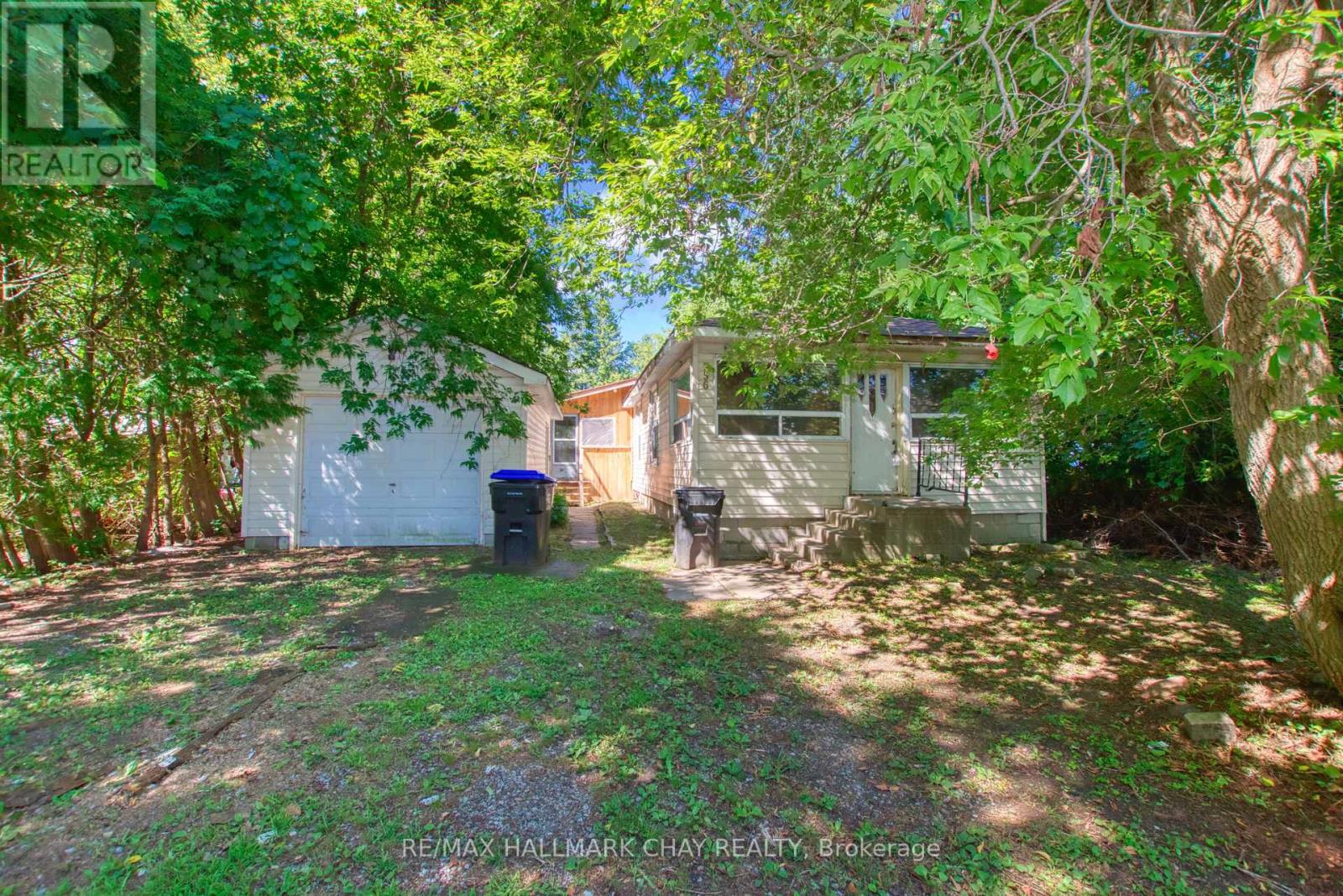 956 CARSON AVENUE, Innisfil, Ontario