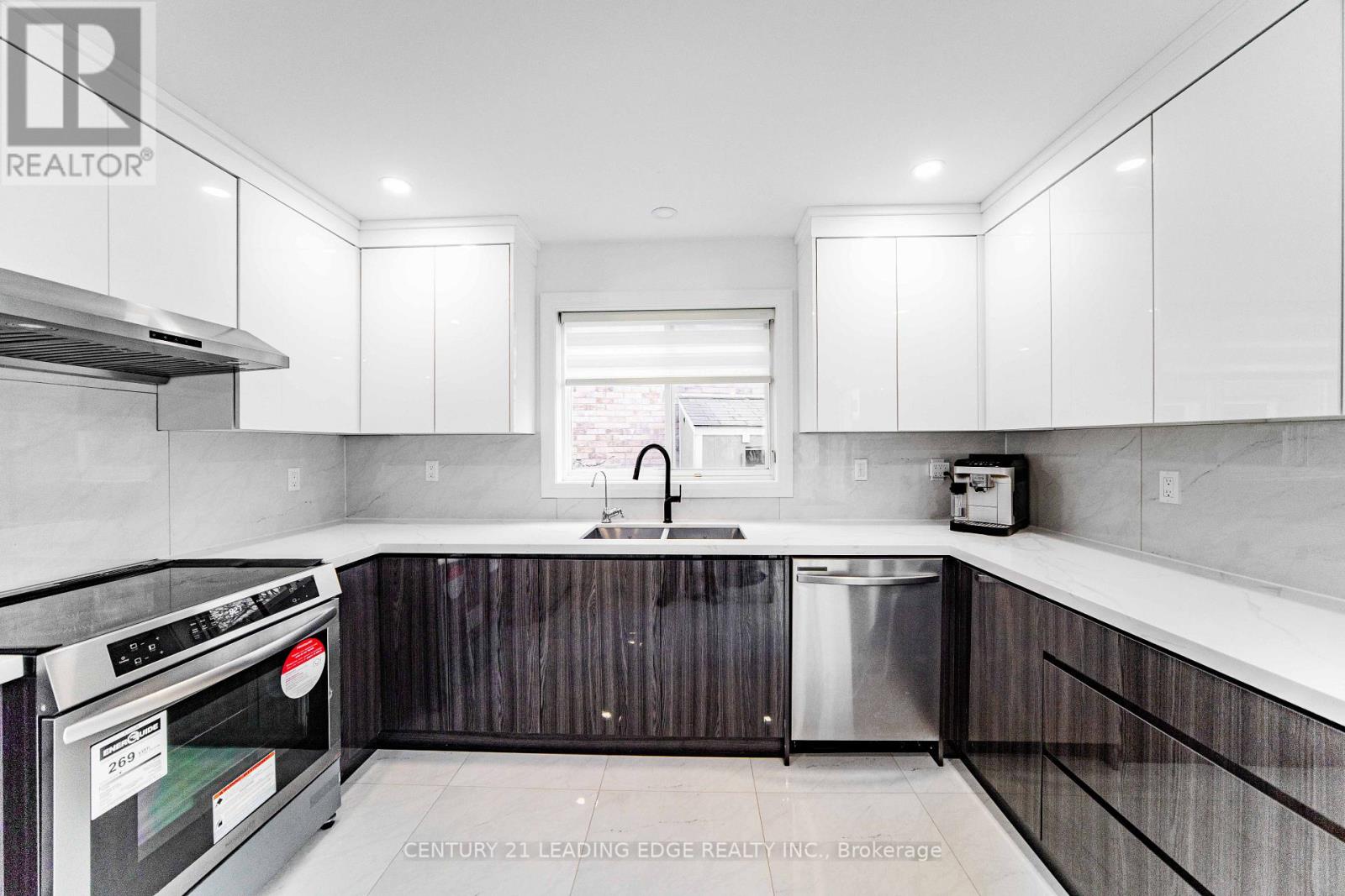 37 Landsdown Crescent, Markham, Ontario  L6E 1M6 - Photo 12 - N12915370