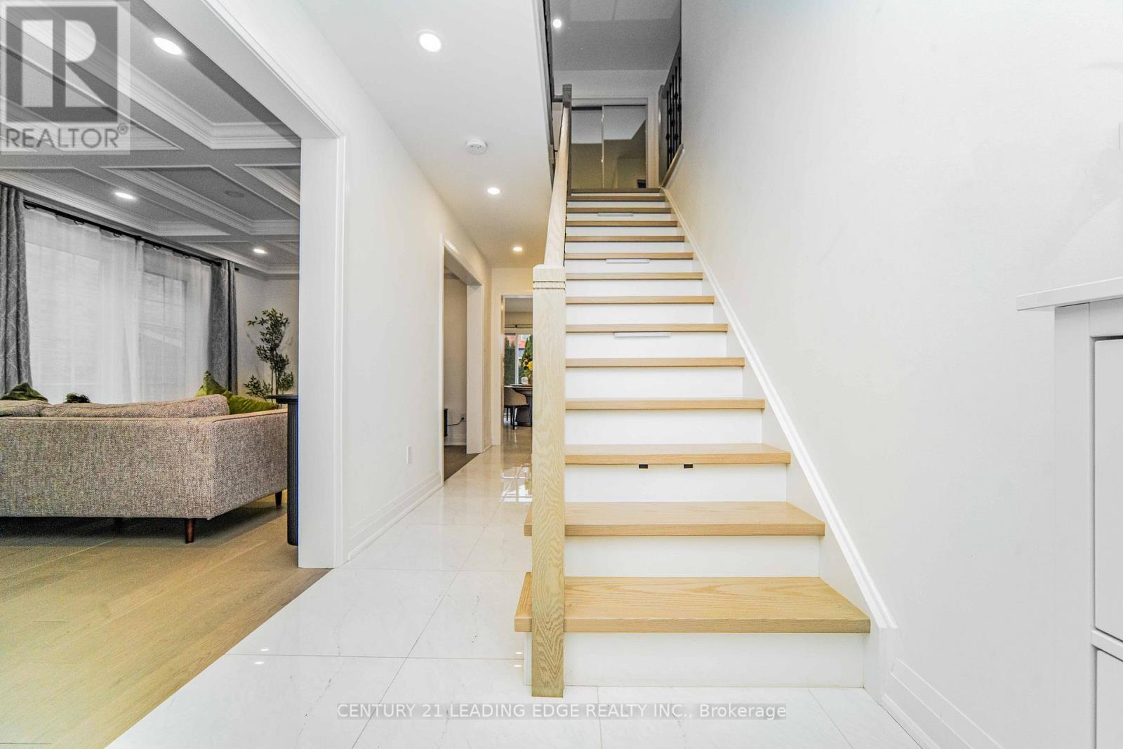 37 Landsdown Crescent, Markham, Ontario  L6E 1M6 - Photo 17 - N12915370