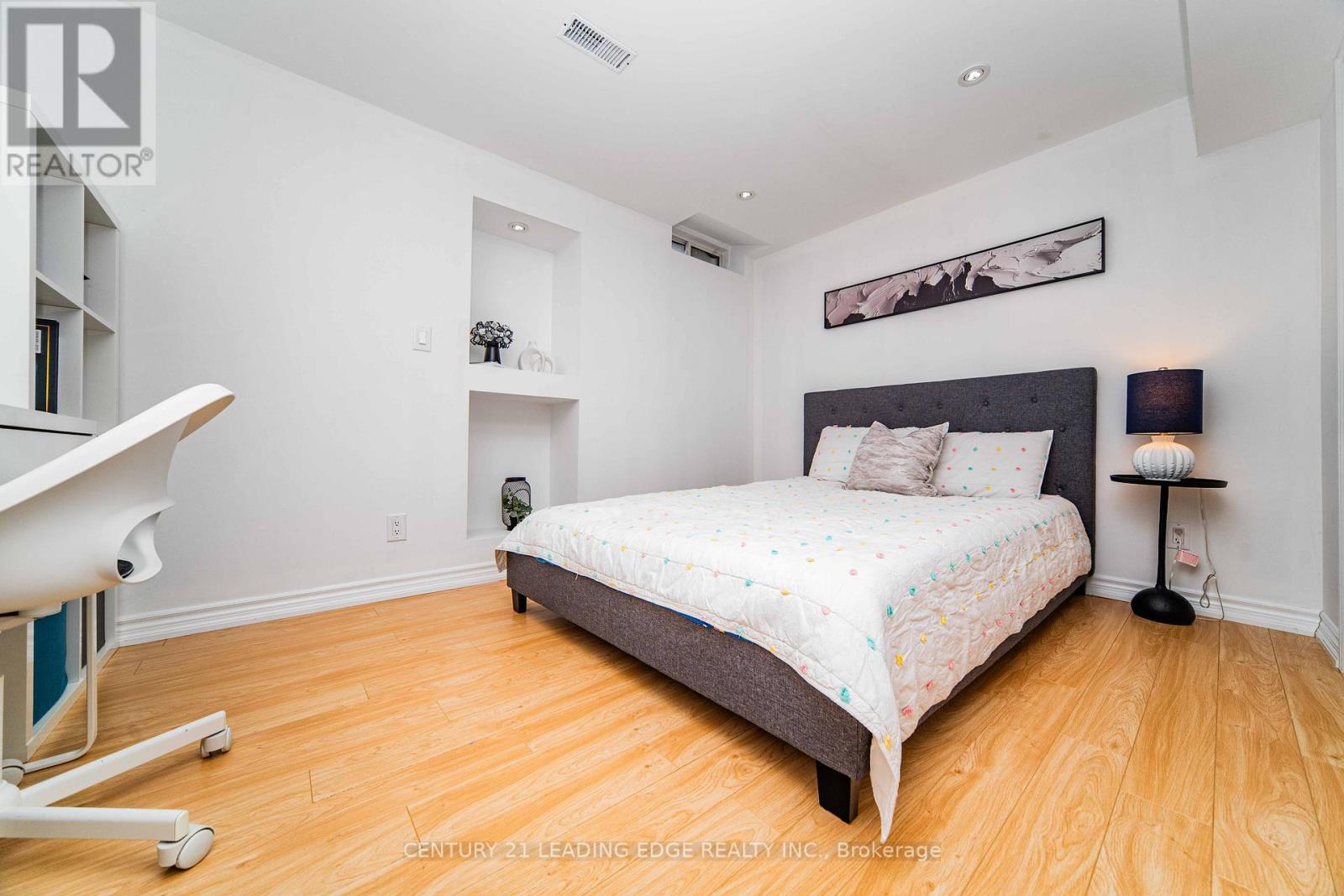 37 Landsdown Crescent, Markham, Ontario  L6E 1M6 - Photo 42 - N12915370