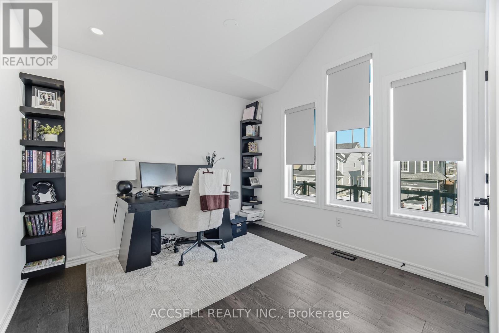 154 Strachan Trail, New Tecumseth (Beeton), Ontario  L0G 1A0 - Photo 36 - N12915438