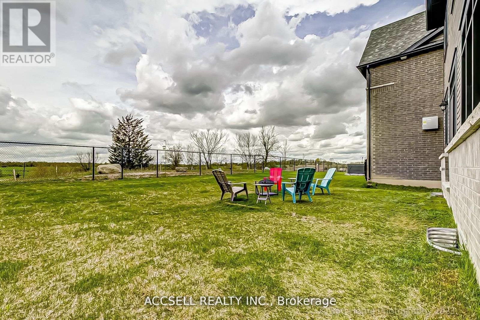 154 Strachan Trail, New Tecumseth (Beeton), Ontario  L0G 1A0 - Photo 44 - N12915438