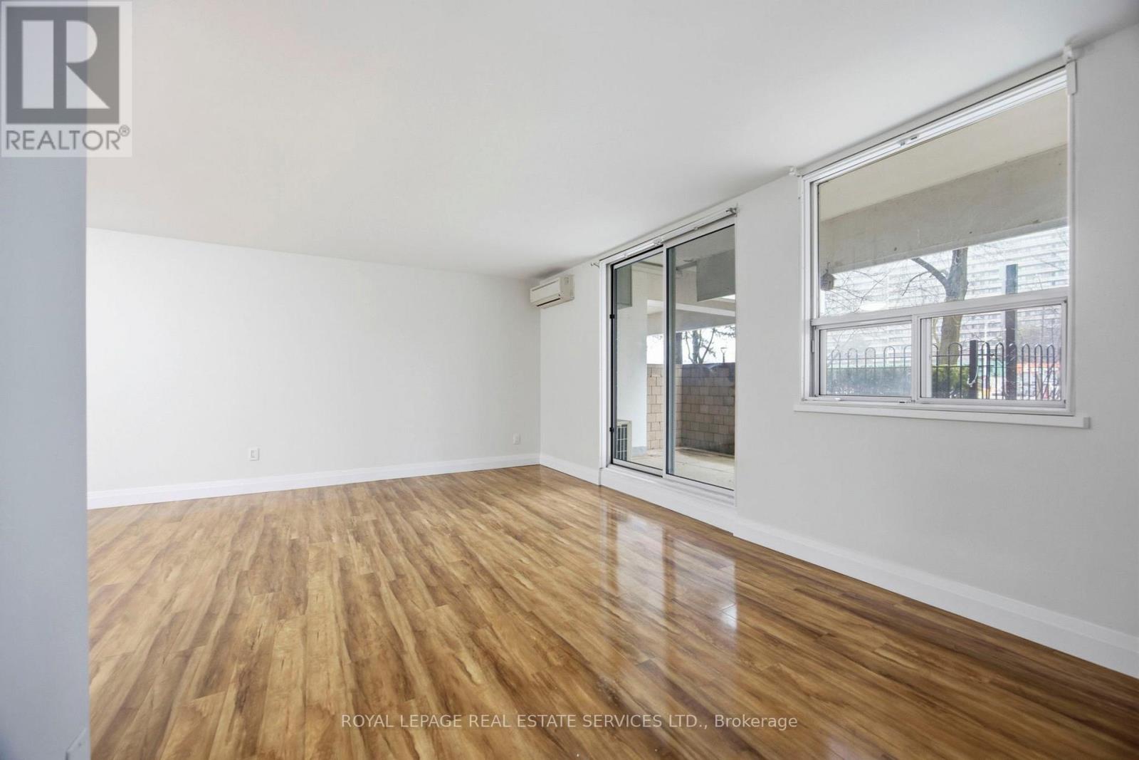 105 - 1 Royal Orchard Boulevard, Markham, Ontario  L3T 3C2 - Photo 11 - N12915442