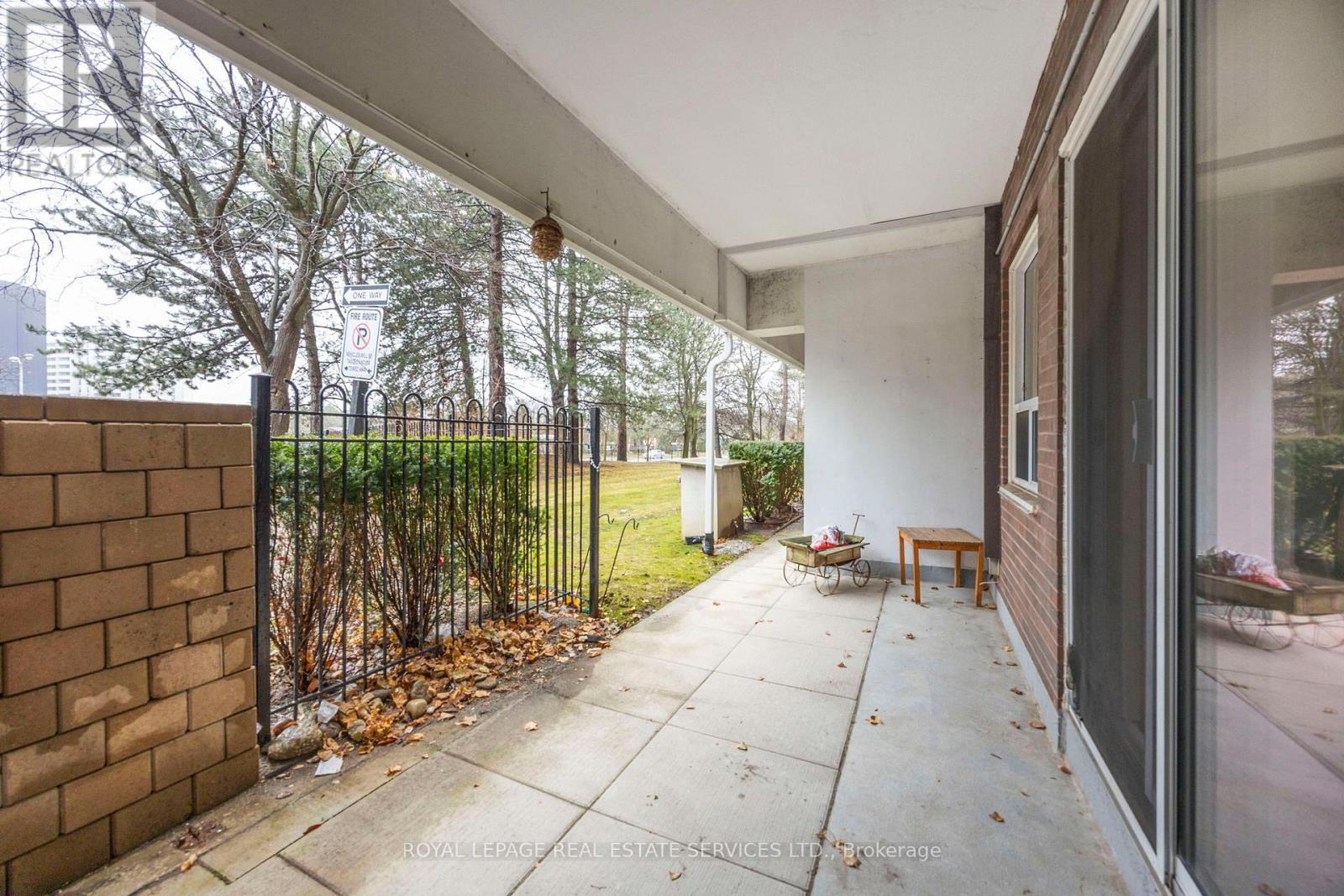 105 - 1 Royal Orchard Boulevard, Markham, Ontario  L3T 3C2 - Photo 31 - N12915442