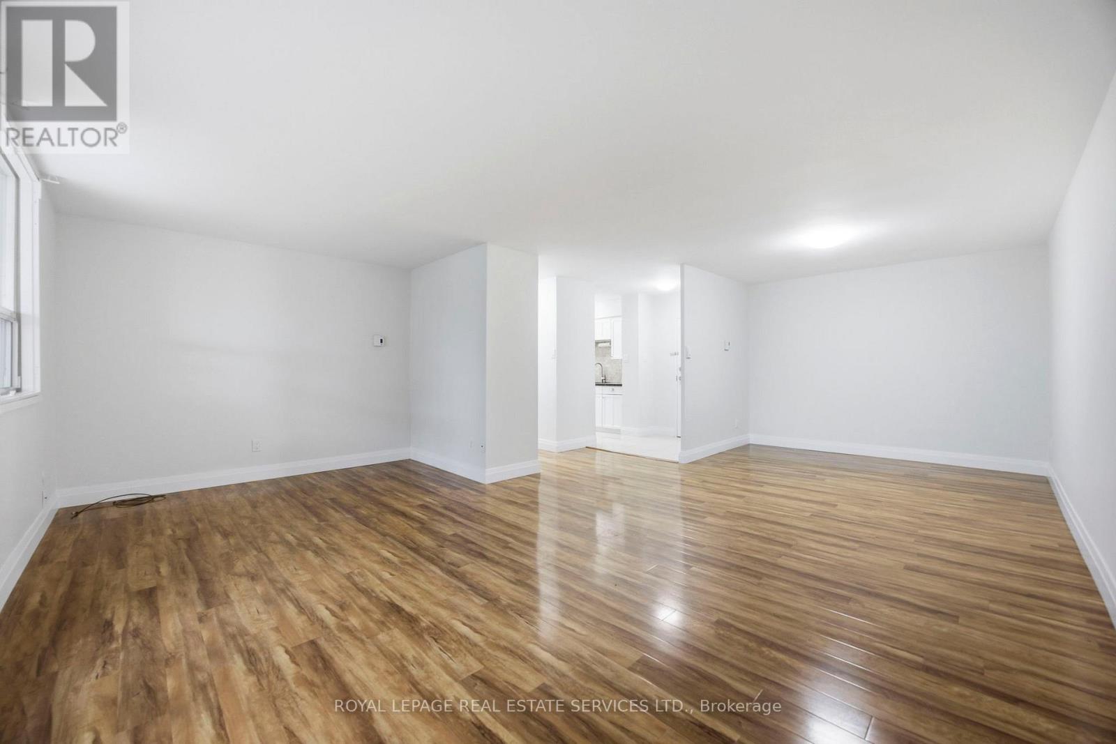 105 - 1 Royal Orchard Boulevard, Markham, Ontario  L3T 3C2 - Photo 8 - N12915442