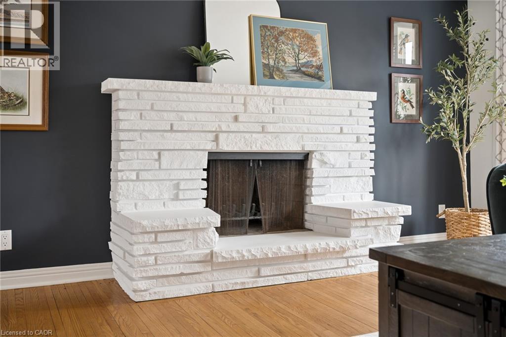 19 Douglas Road, Ancaster, Ontario  L9G 2E2 - Photo 9 - 40813989