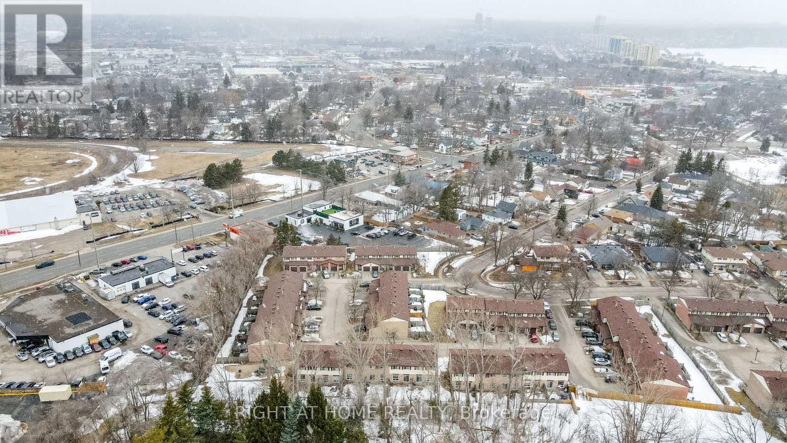 23 - 52 Adelade Street, Barrie (Allandale), Ontario  L4N 3T5 - Photo 38 - S12915380