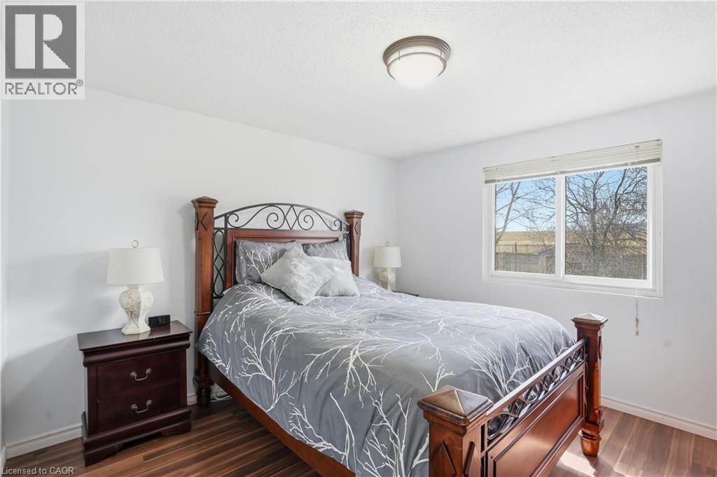 70 Gledhill Crescent, Hamilton, Ontario  L9C 6H4 - Photo 11 - 40811322