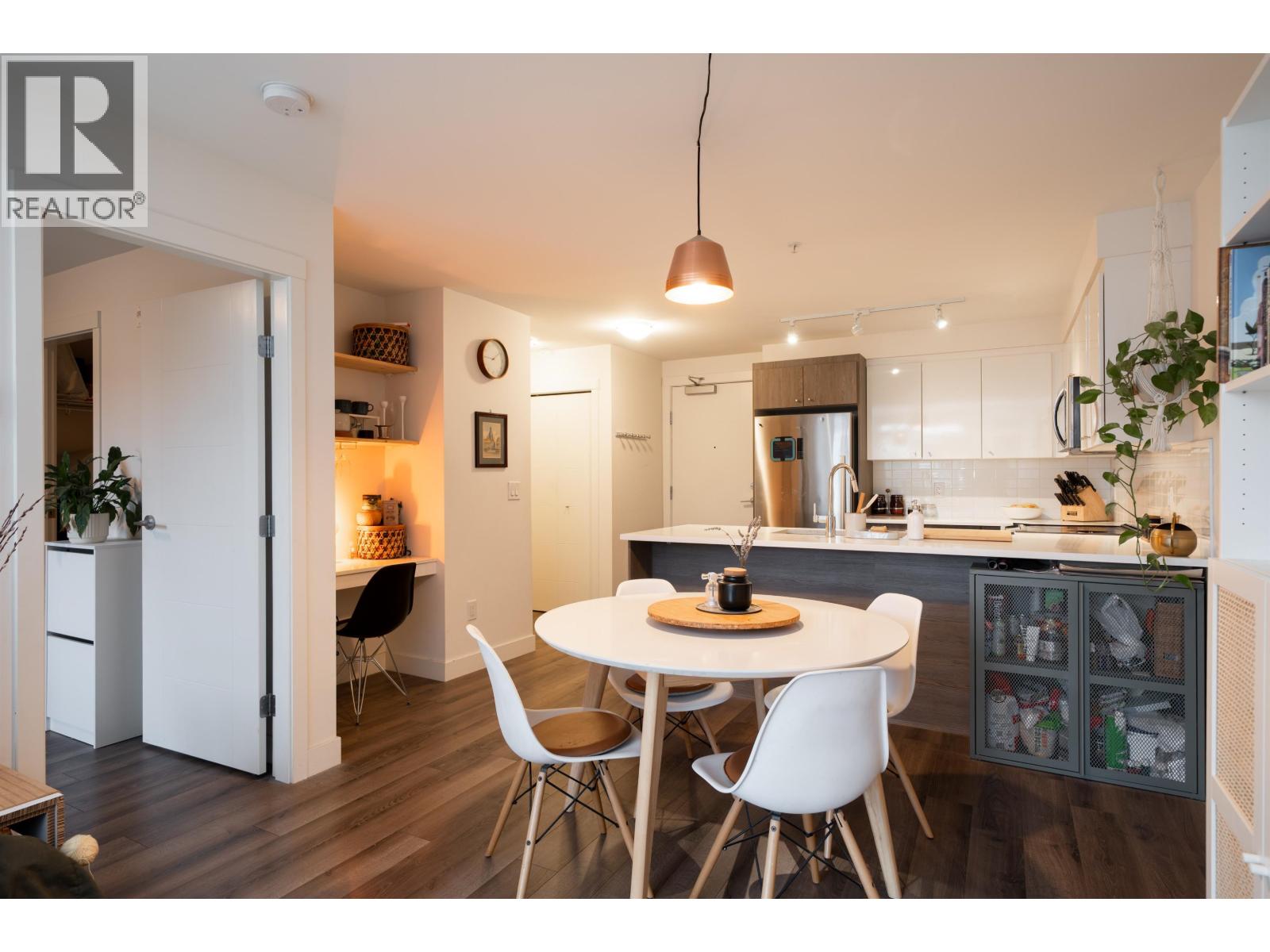 215 2525 Clarke Street, Port Moody, British Columbia  V3H 0J3 - Photo 10 - R3102358