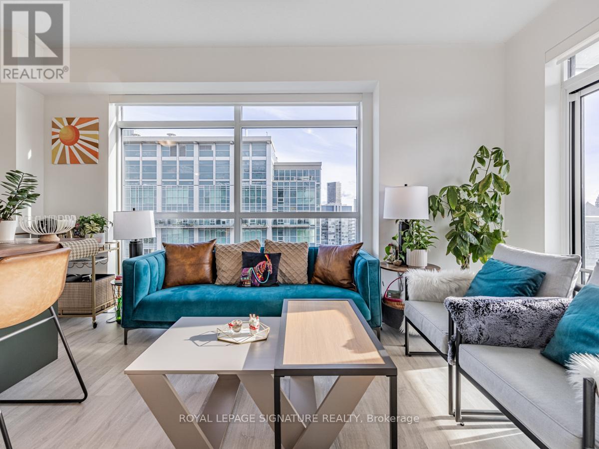 2704 - 251 Manitoba Street, Toronto, Ontario  M8Y 0C7 - Photo 4 - W12915368