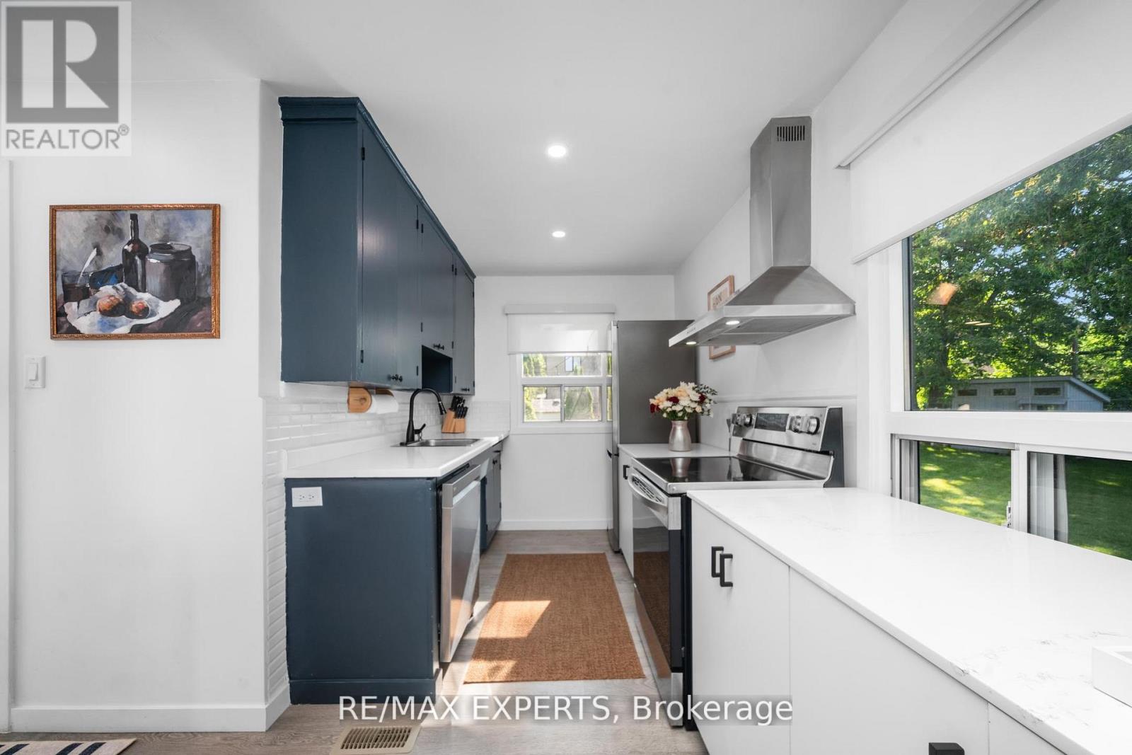 6 Mccallum Court, Toronto, Ontario  M8Y 1M6 - Photo 15 - W12915382