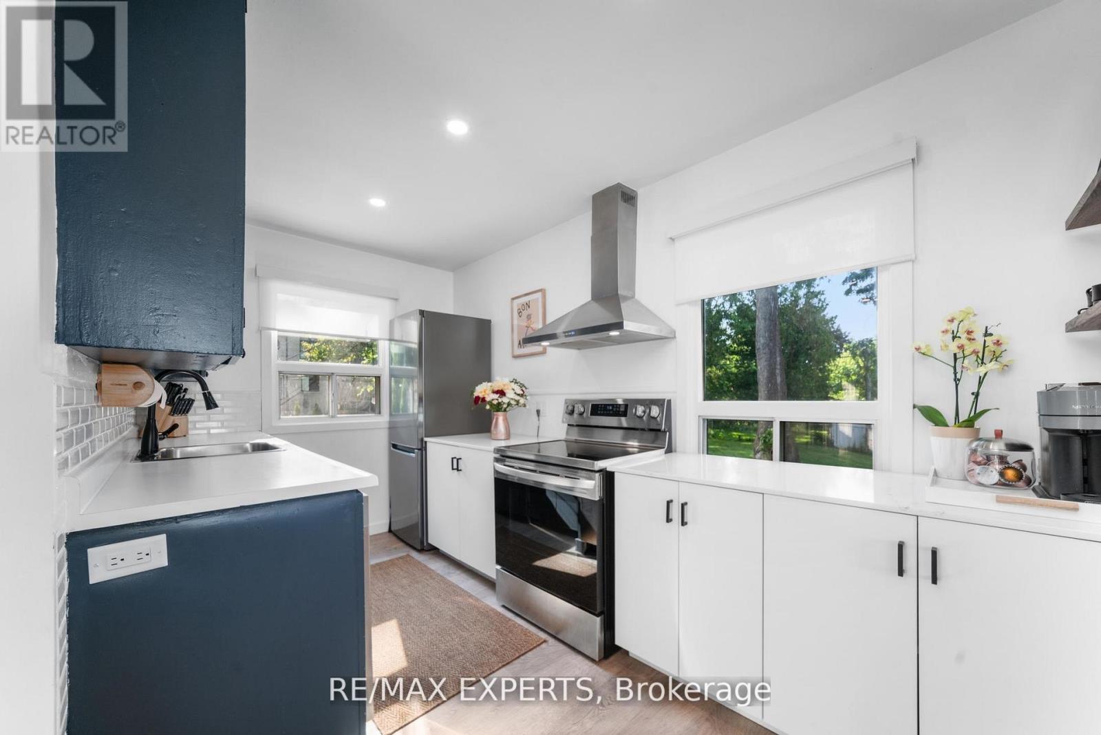 6 Mccallum Court, Toronto, Ontario  M8Y 1M6 - Photo 16 - W12915382