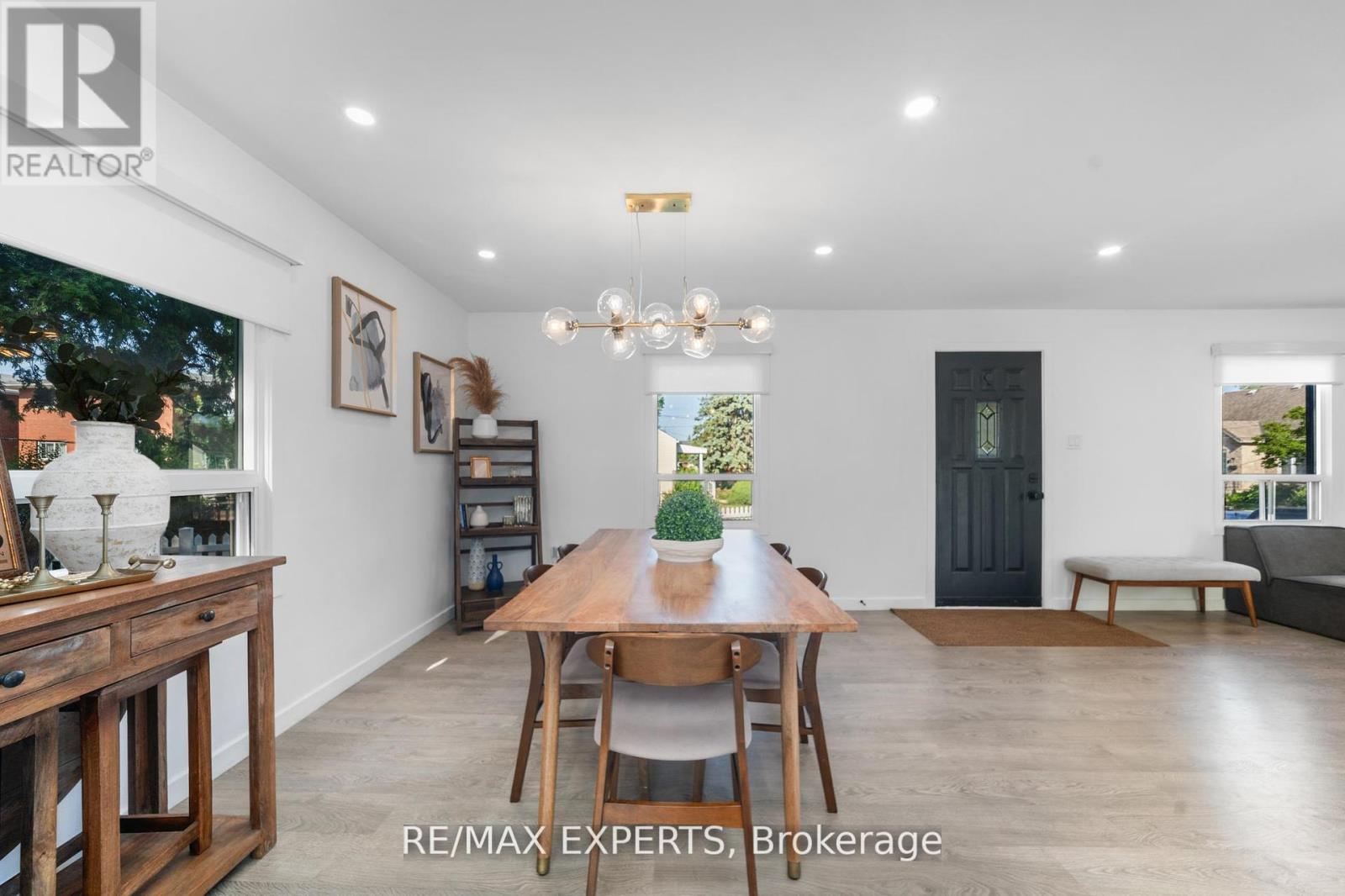 6 Mccallum Court, Toronto, Ontario  M8Y 1M6 - Photo 22 - W12915382