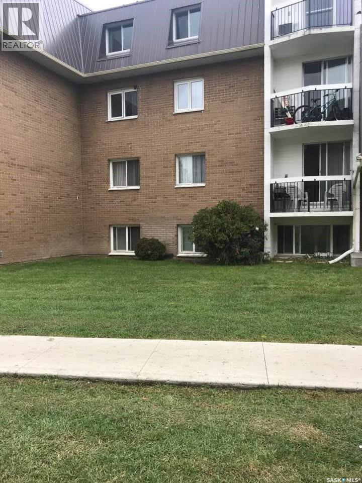 31 & 51 Centennial Street, Regina, Saskatchewan  S4S 6P8 - Photo 2 - SK031053