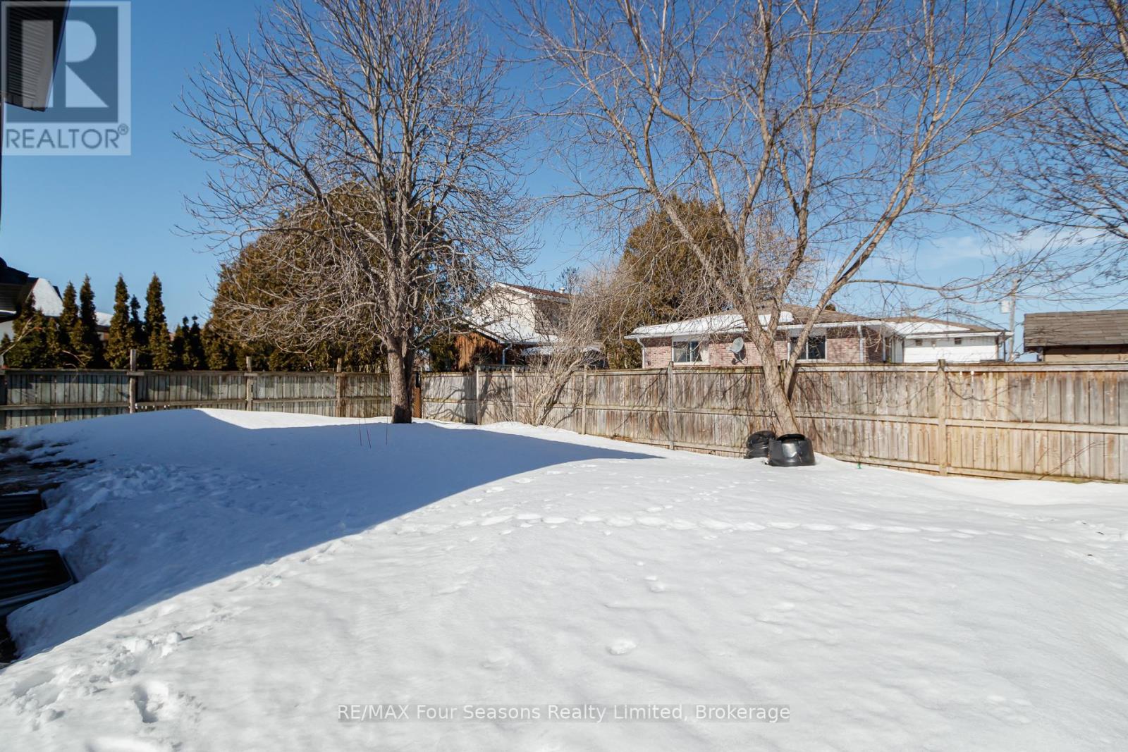 255 Valleyfield Crescent, Clearview, Ontario  L0M 1S0 - Photo 26 - S12851730