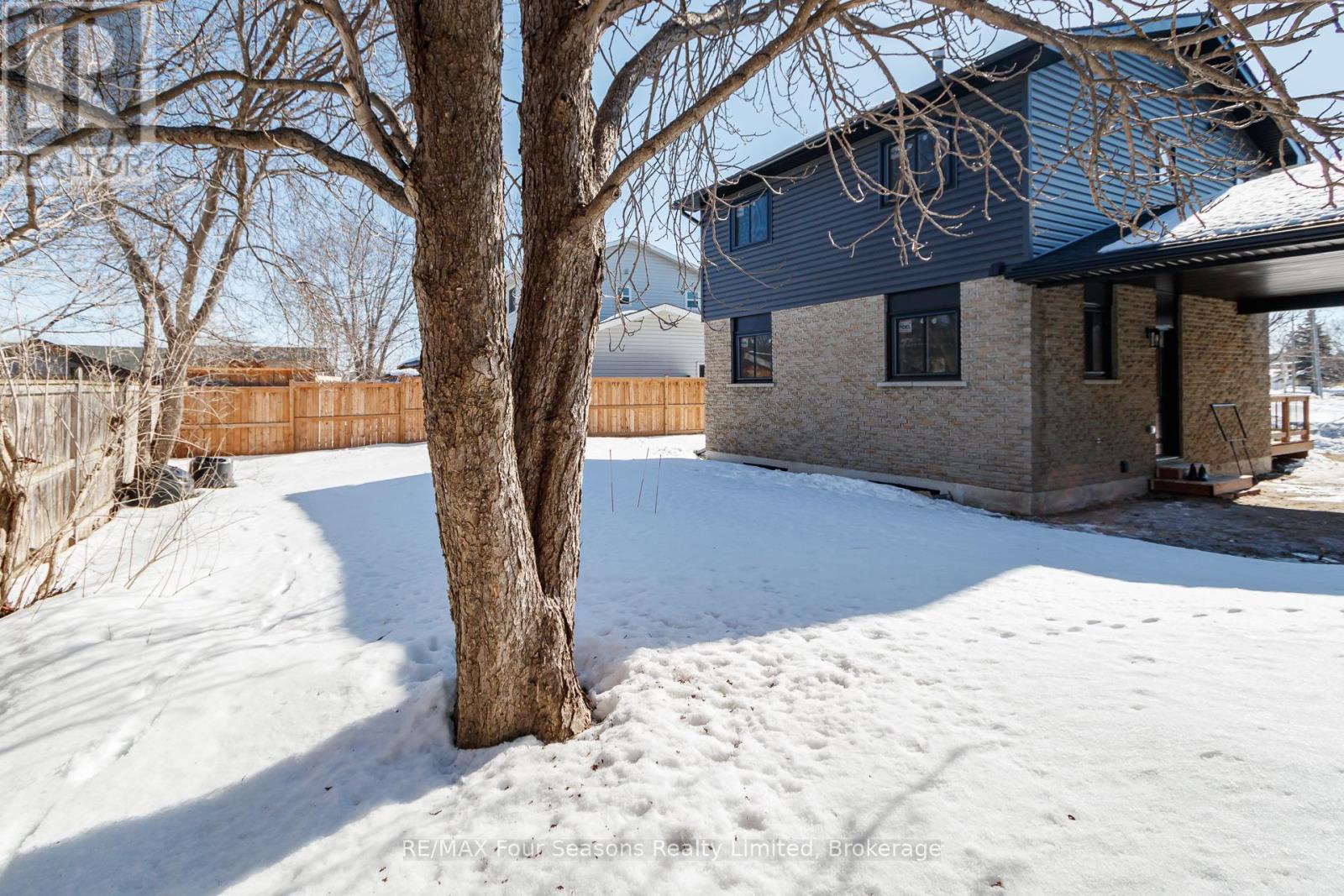 255 Valleyfield Crescent, Clearview, Ontario  L0M 1S0 - Photo 30 - S12851730