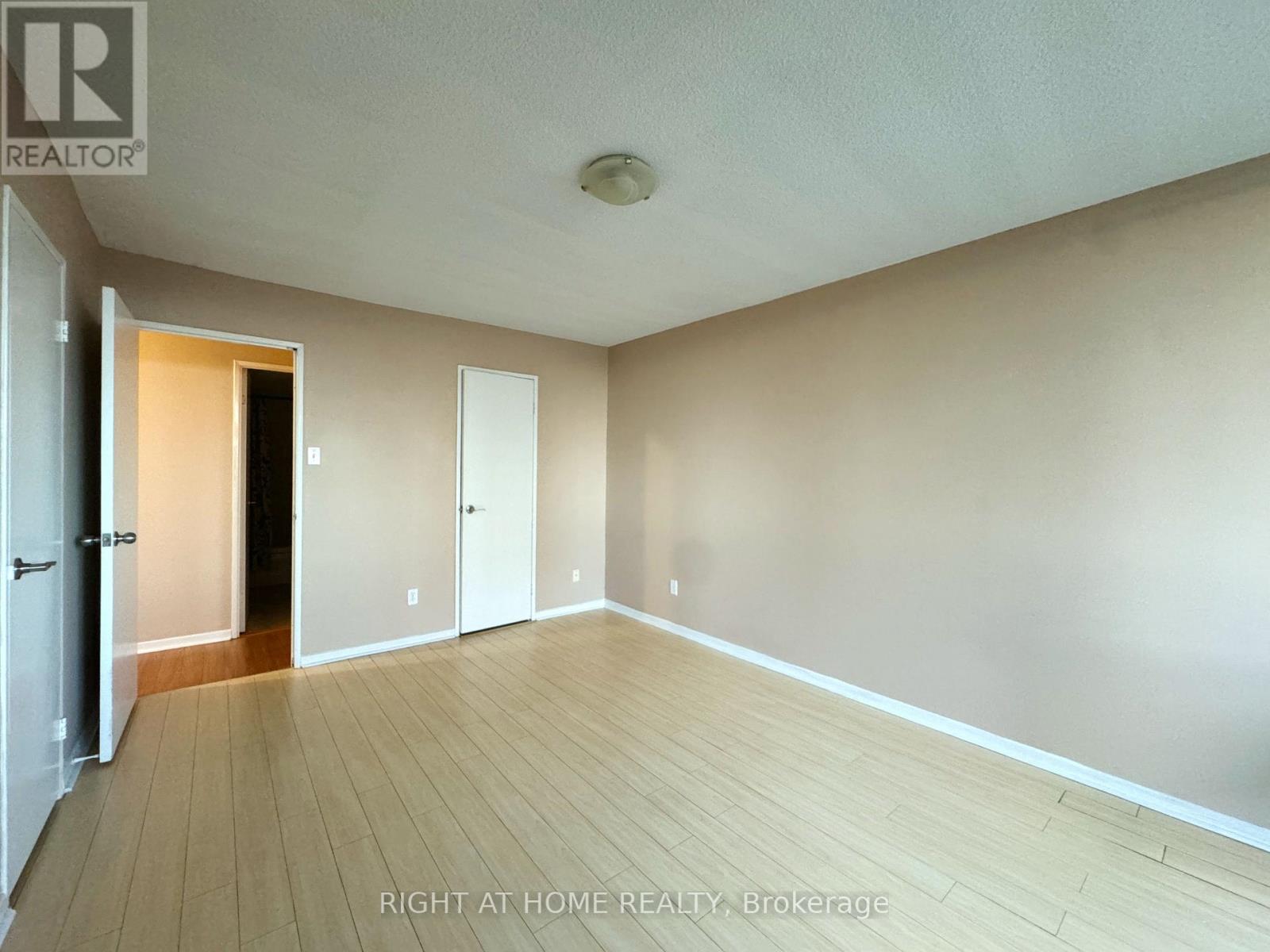 603 - 10 Tangreen Court, Toronto, Ontario  M2M 4B9 - Photo 17 - C12914376