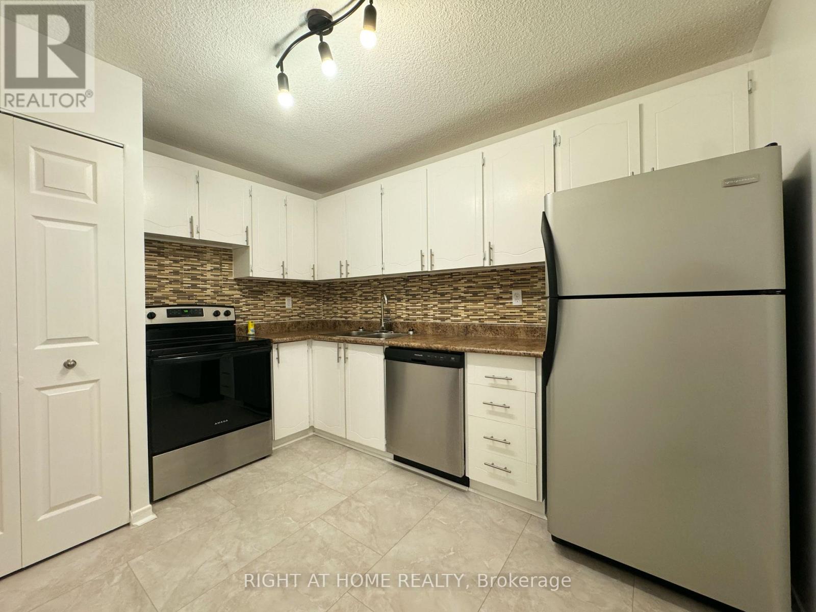 603 - 10 Tangreen Court, Toronto, Ontario  M2M 4B9 - Photo 21 - C12914376